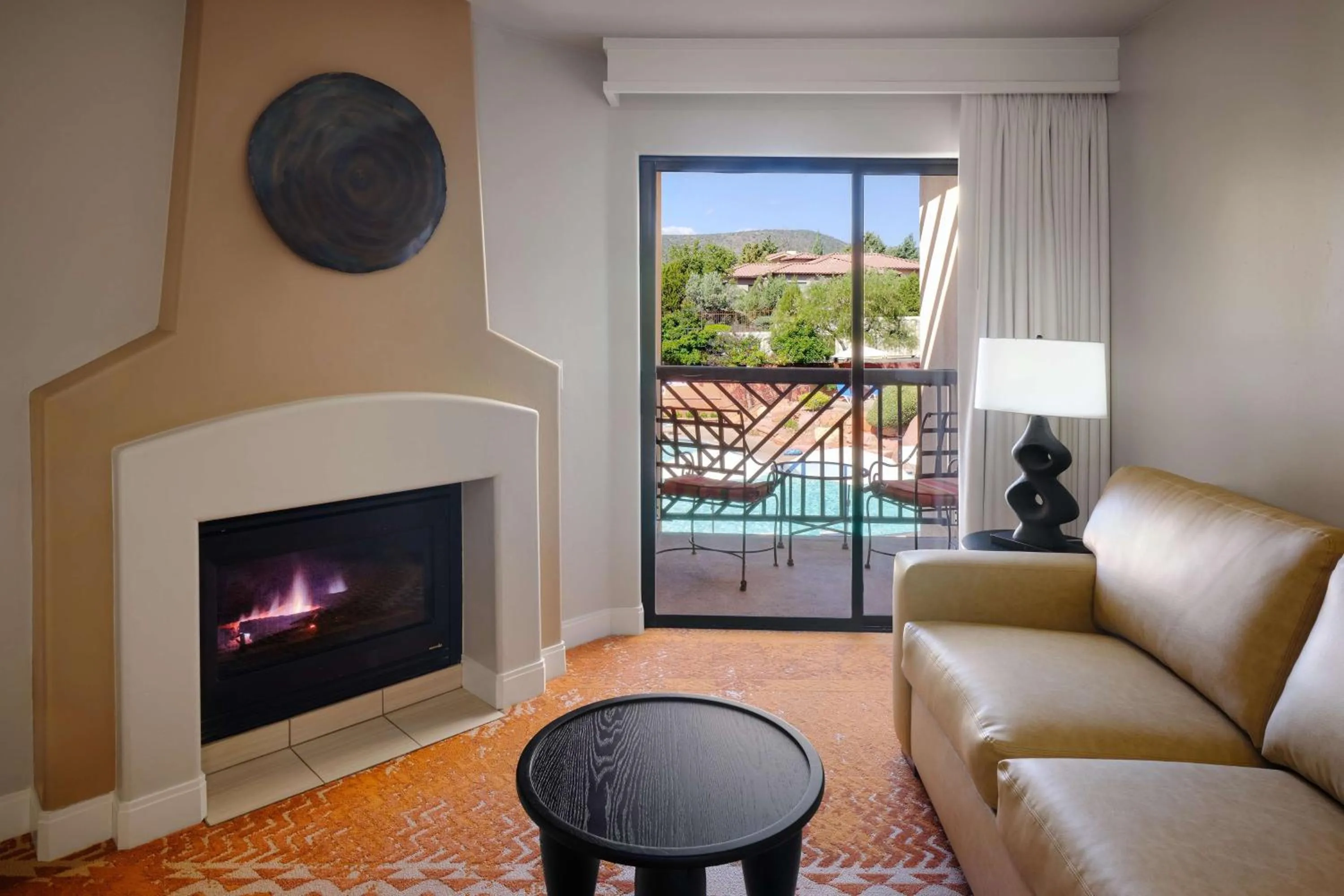 Living room in Hilton Sedona Resort at Bell Rock