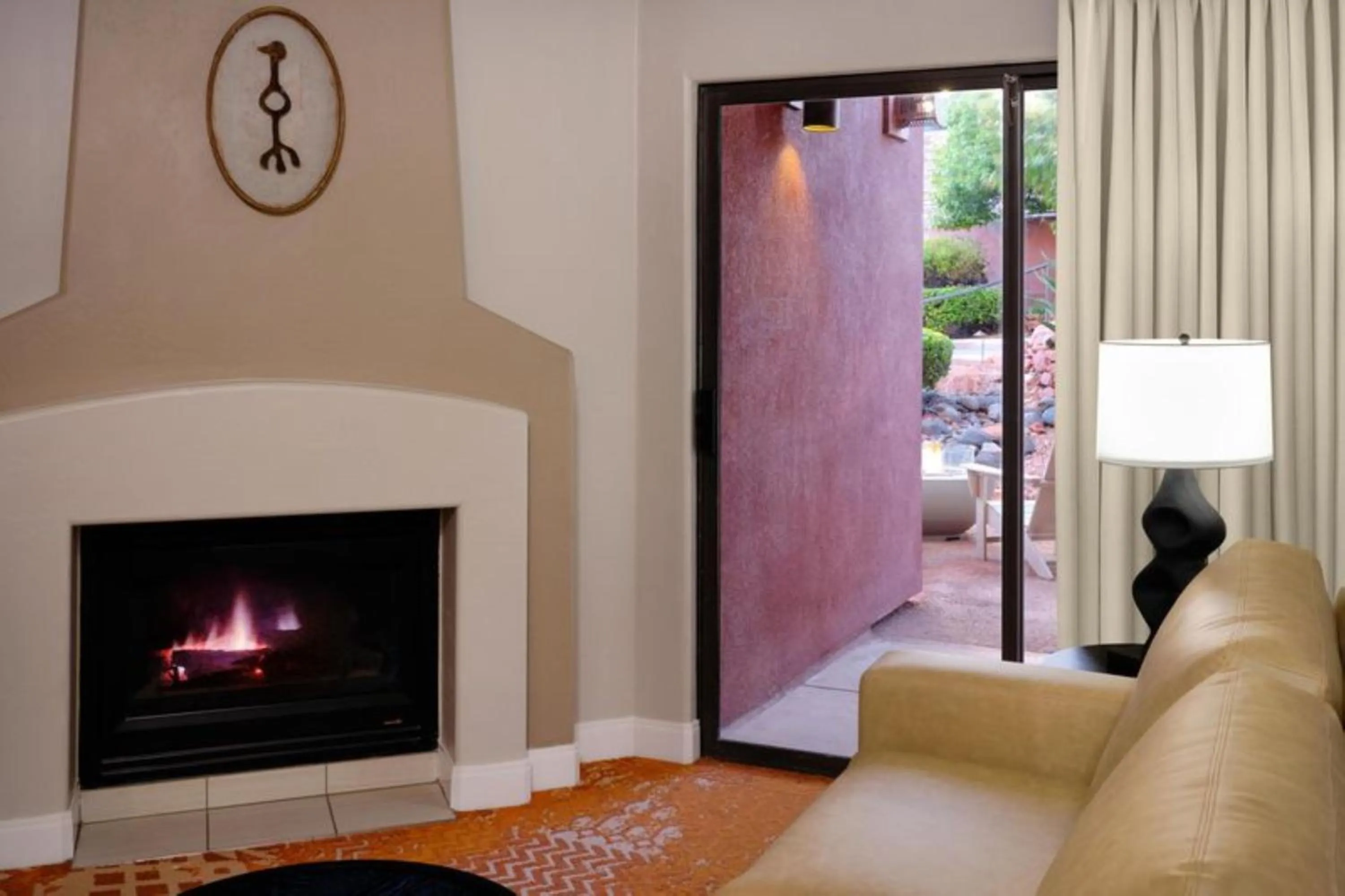 Living room in Hilton Sedona Resort at Bell Rock