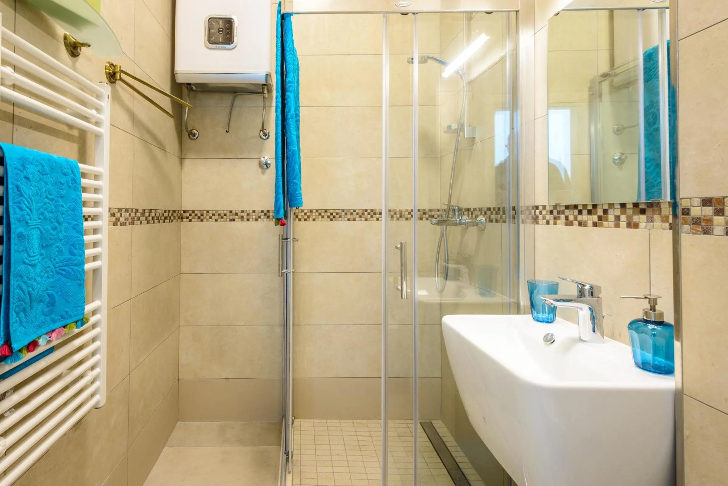 Shower in Stradun View En Suite Rooms & Studio