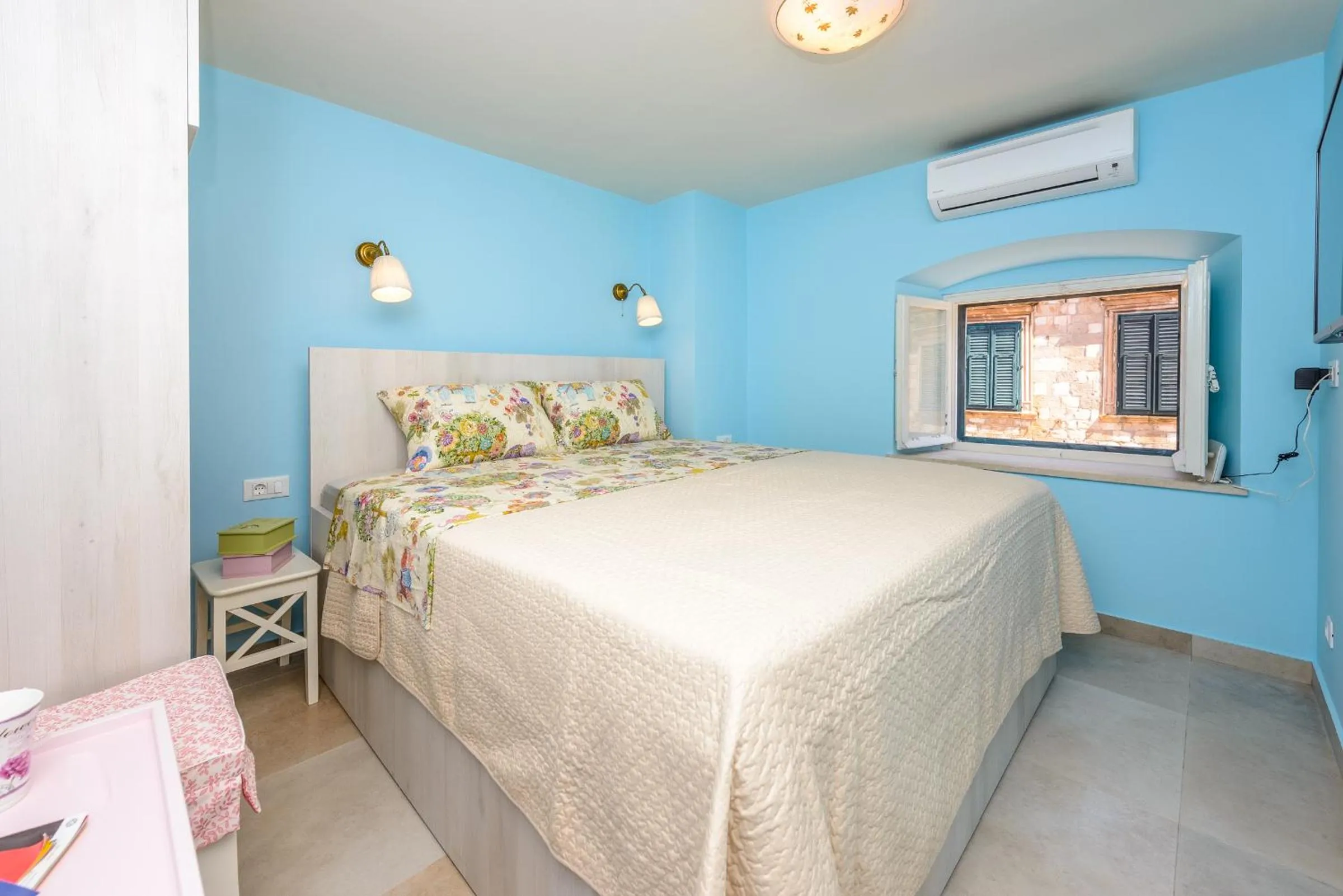 Bedroom, Bed in Stradun View En Suite Rooms & Studio