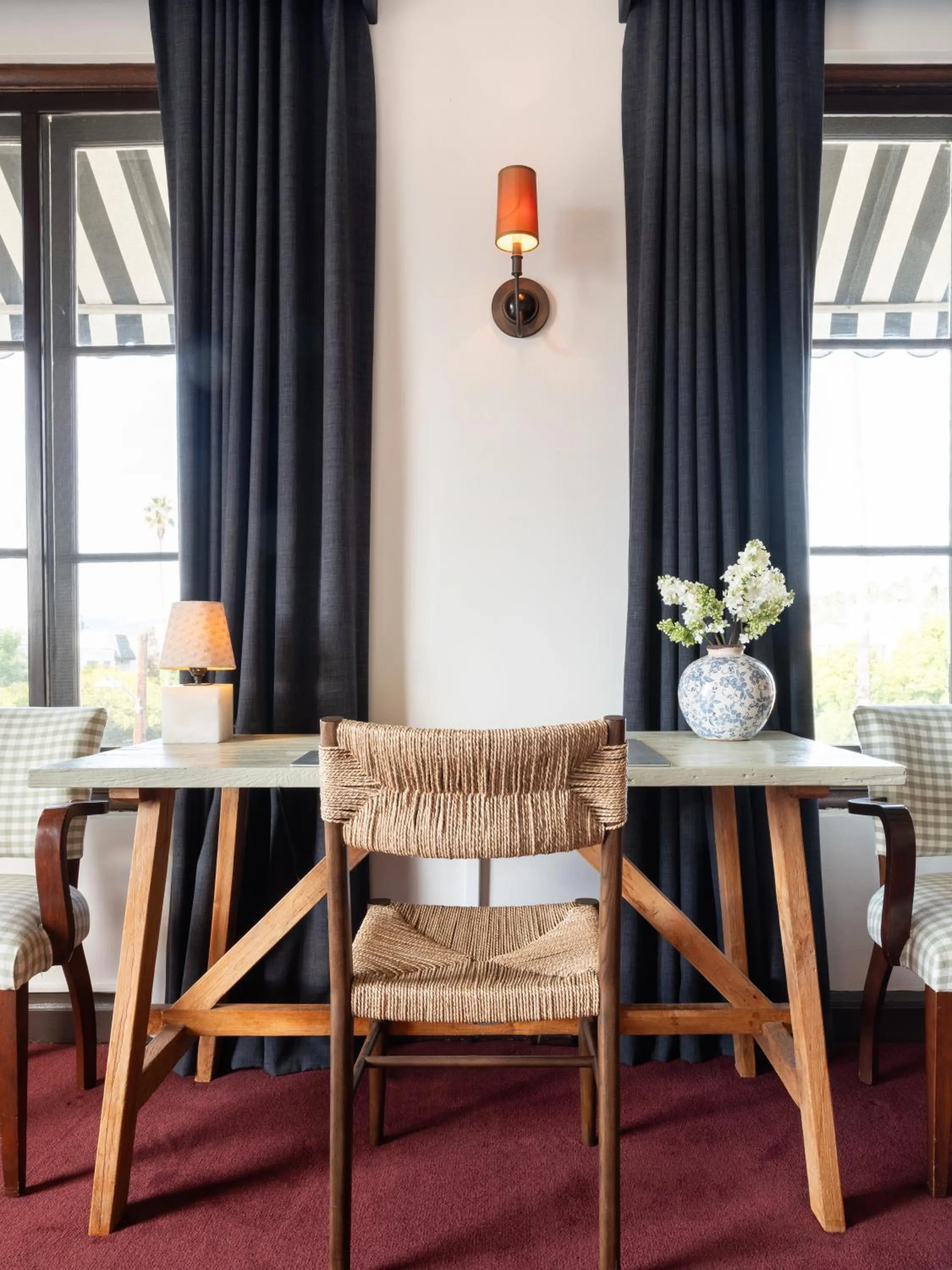 Living room in Palihouse Santa Monica