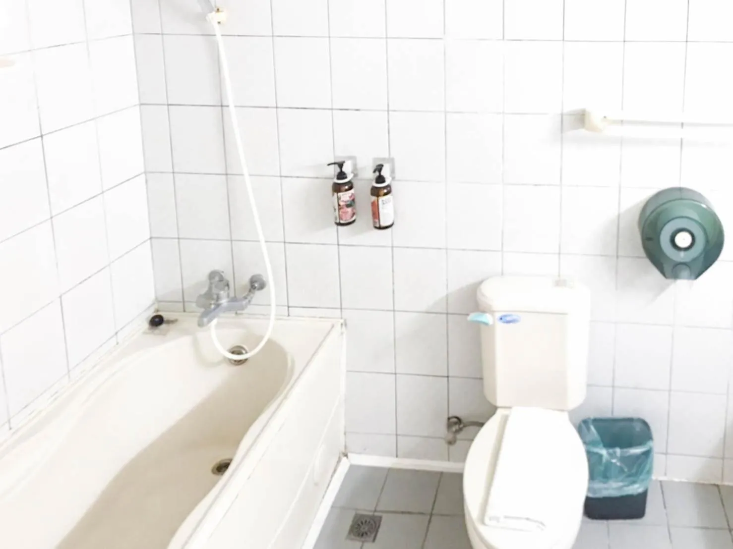 Bathroom in Fudi Hotel