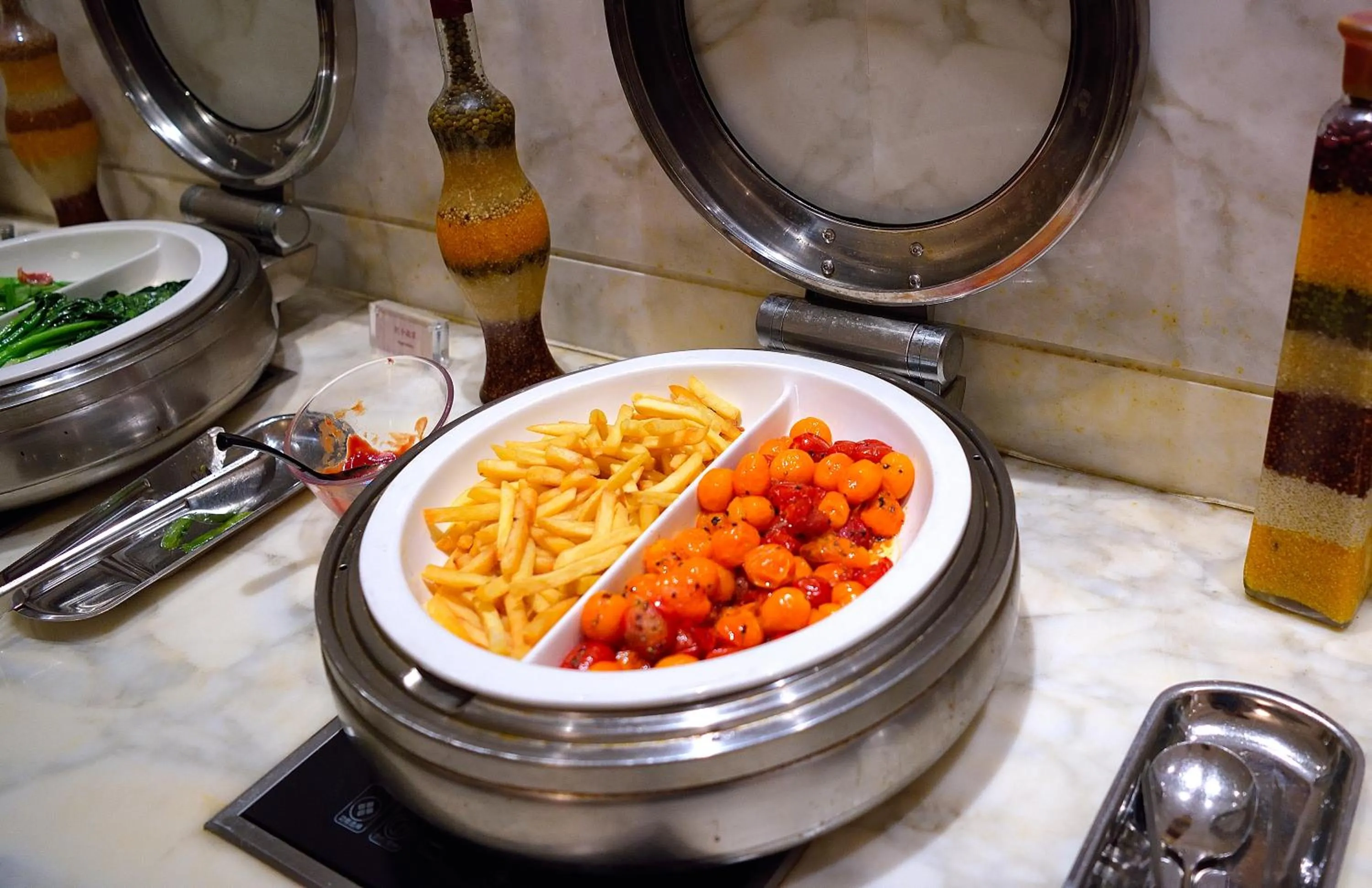 Breakfast in 上海外滩锦江都城新城饭店 Metropolo Xin Cheng Hotel, The Bund Shanghai