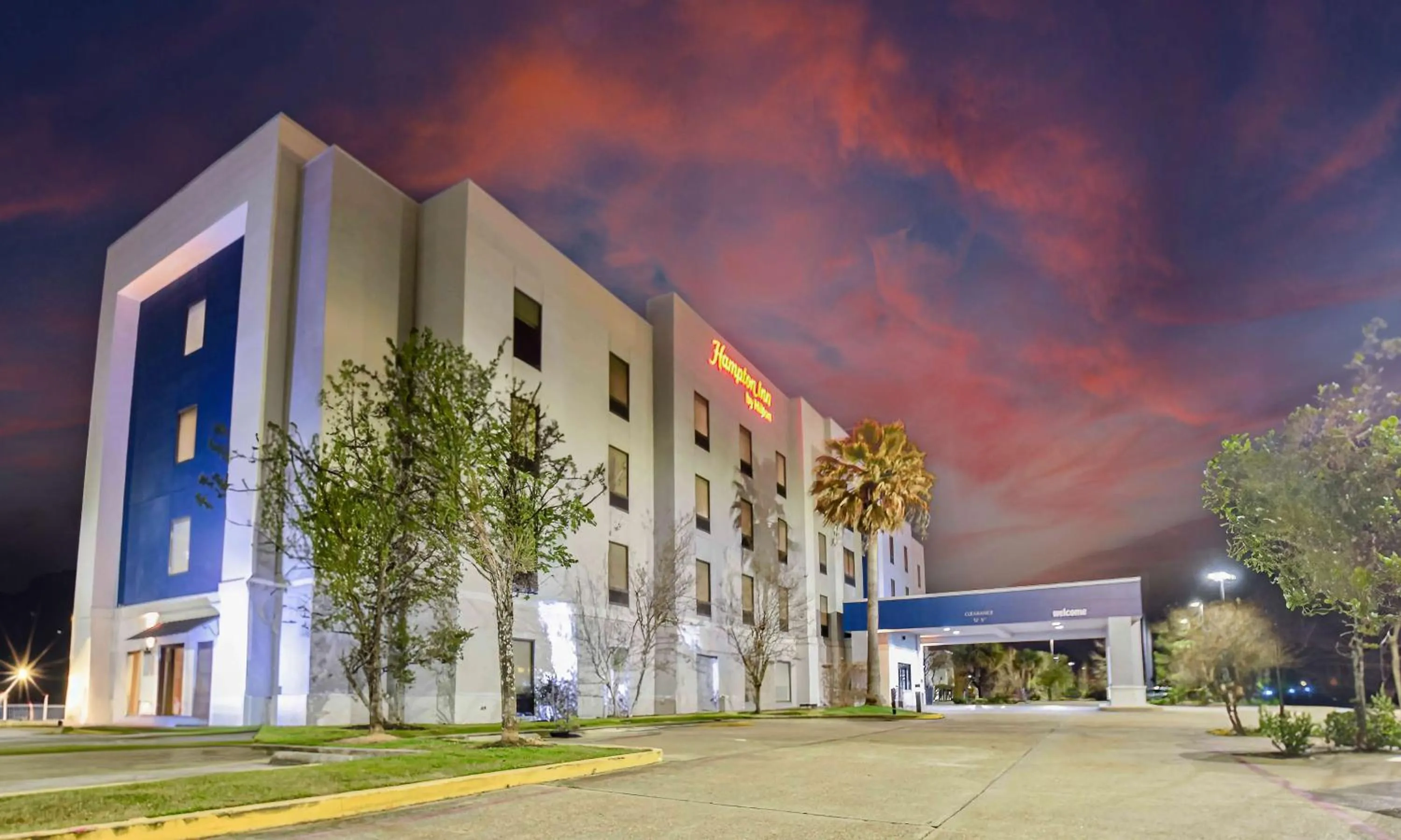 Property building in Hampton Inn Baton Rouge - Denham Springs