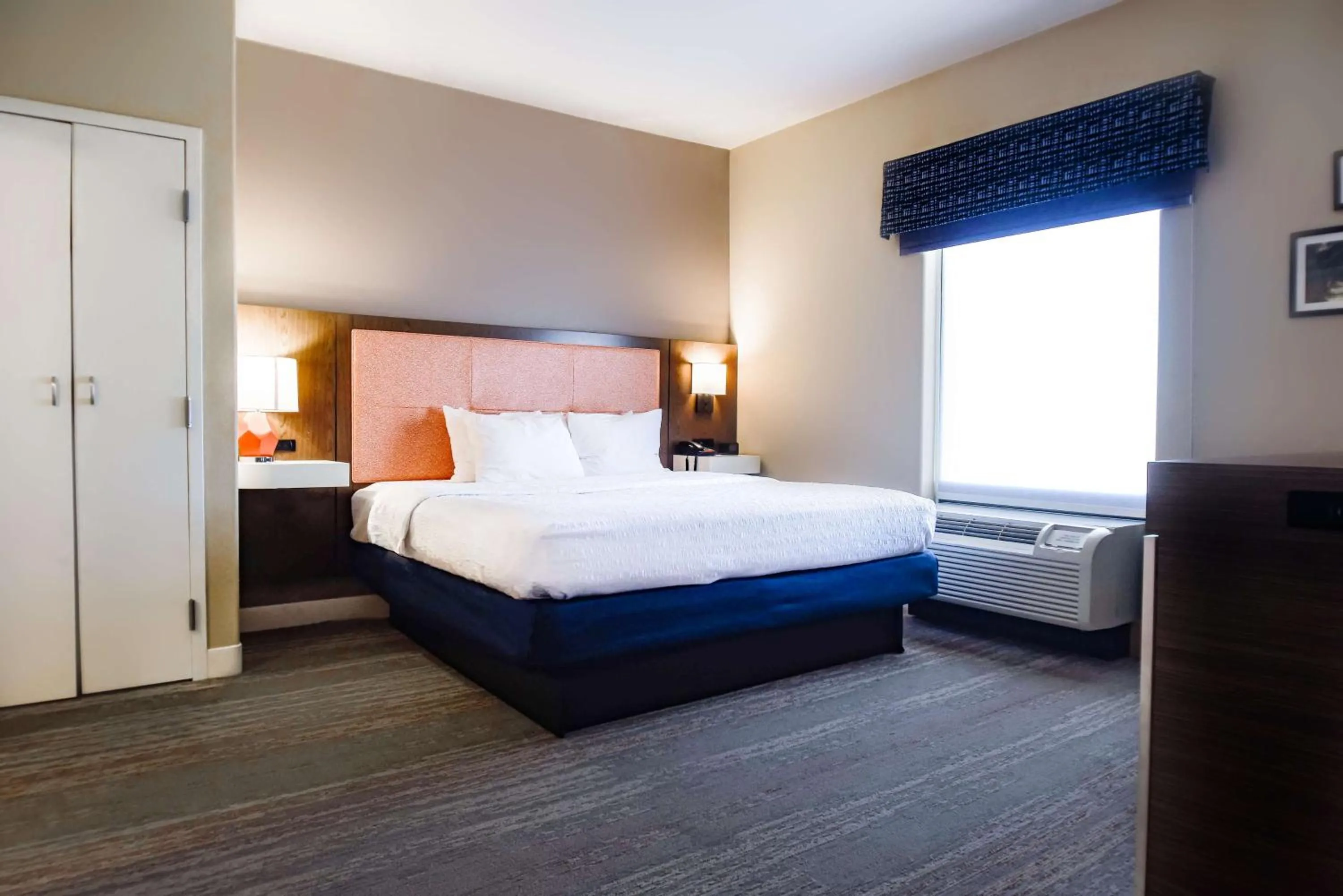 Bed in Hampton Inn Baton Rouge - Denham Springs