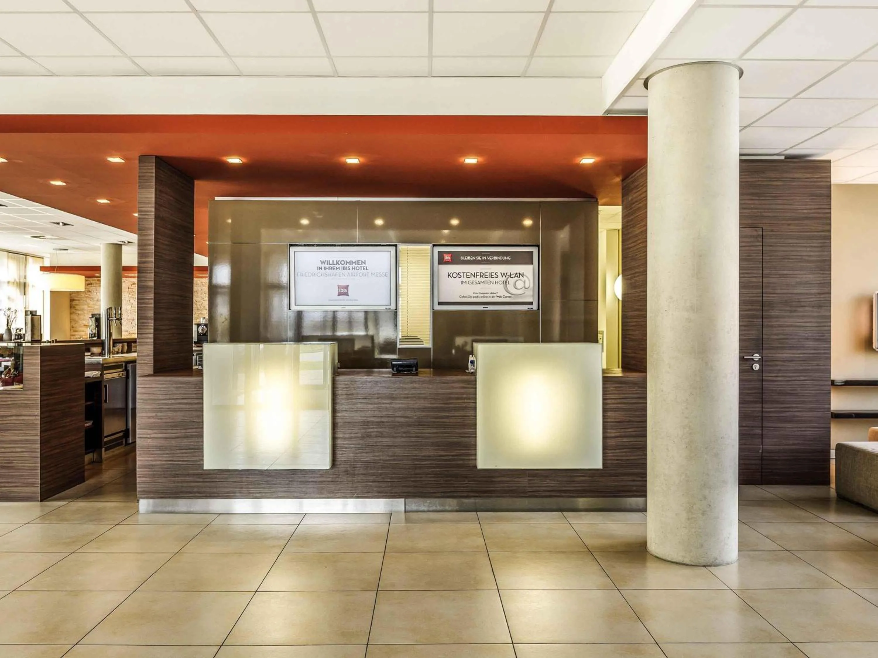 Property building in ibis Hotel Friedrichshafen Airport Messe