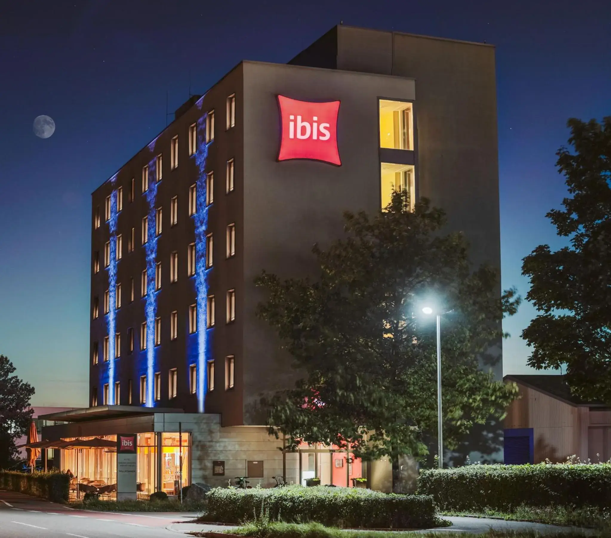 Property building in ibis Hotel Friedrichshafen Airport Messe Property building in ibis Hotel Friedrichshafen Airport Messe