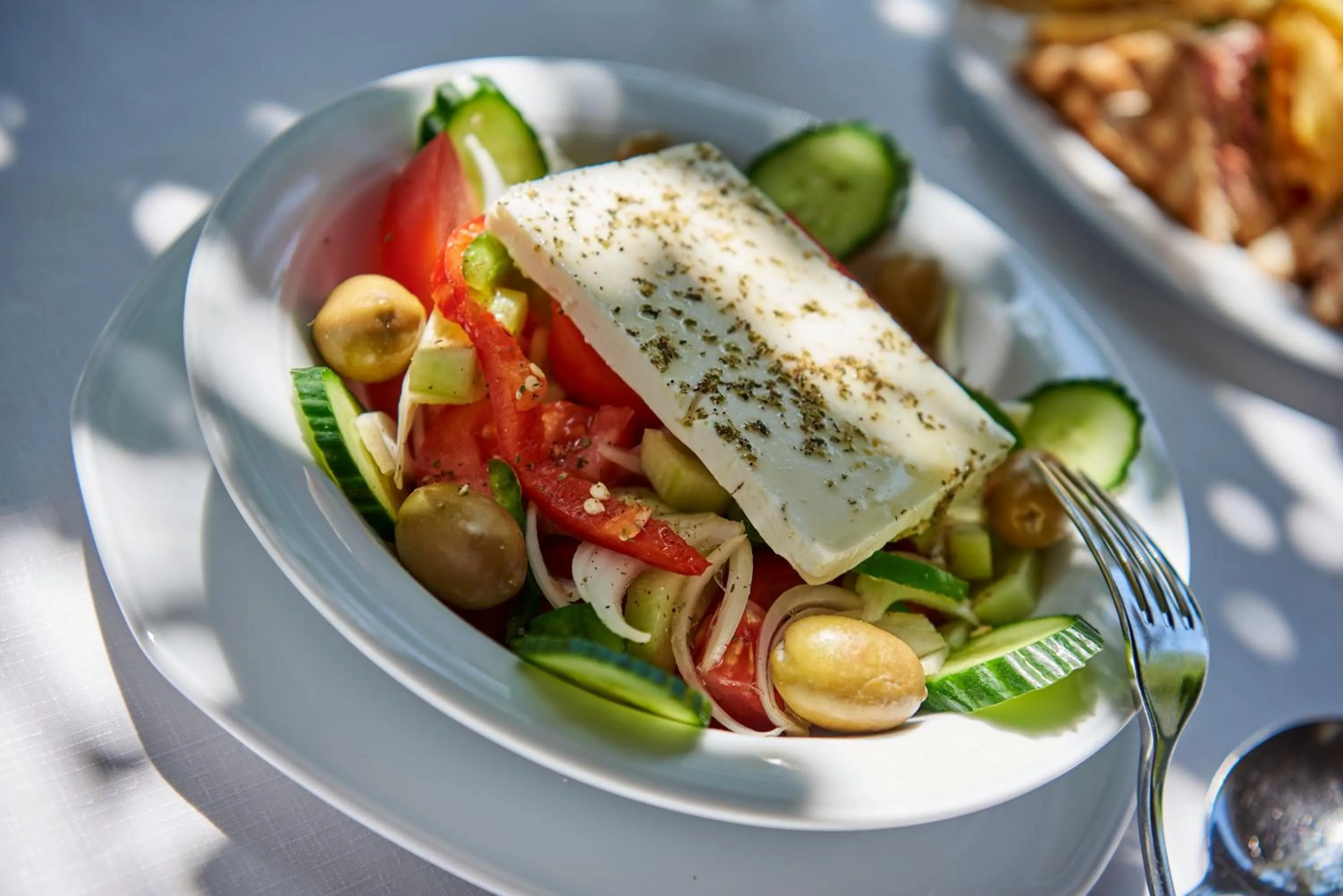 Restaurant/places to eat in Kalloni Bay