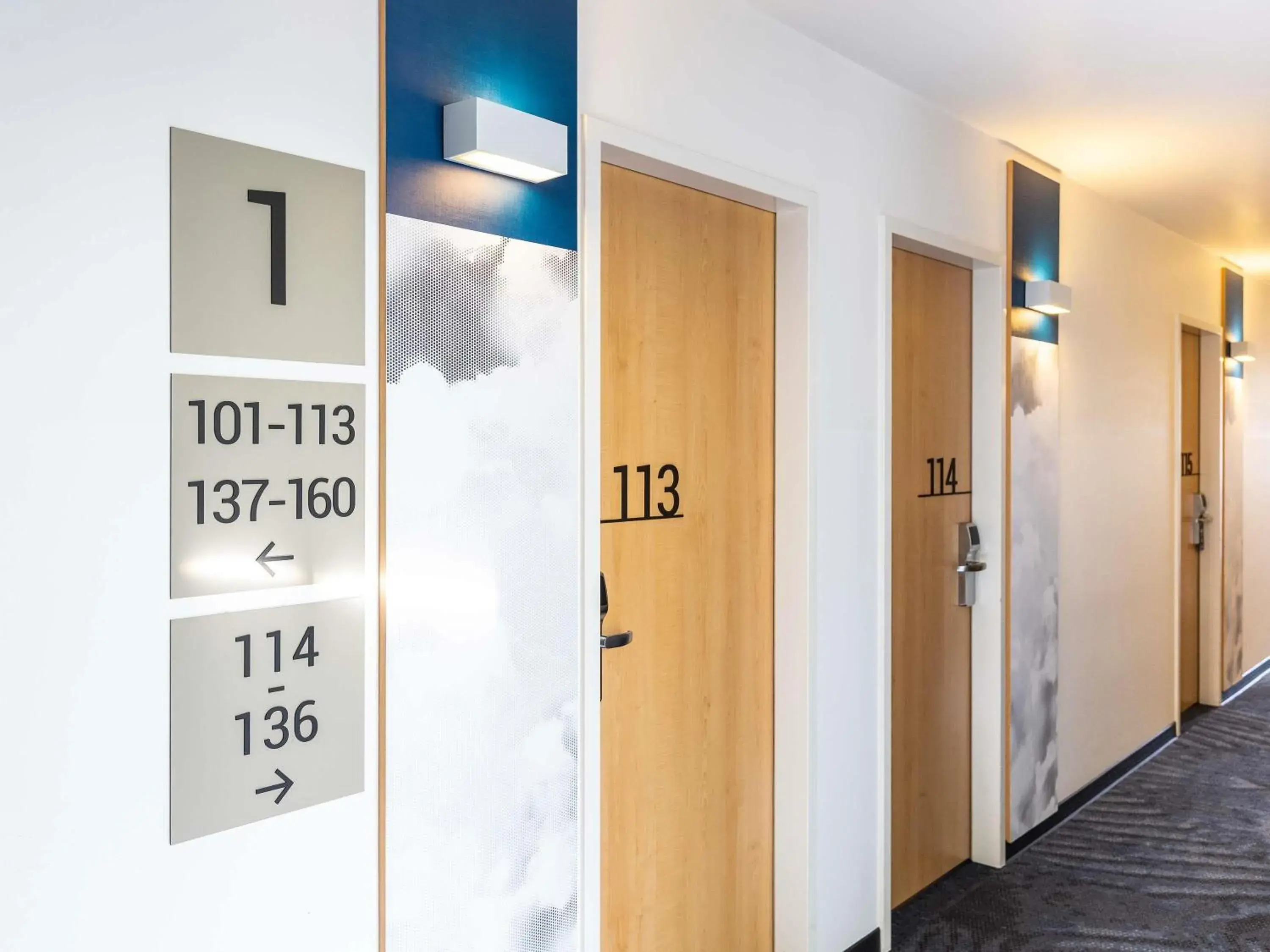 Property building in ibis Karlsruhe Hauptbahnhof Property building in ibis Karlsruhe Hauptbahnhof