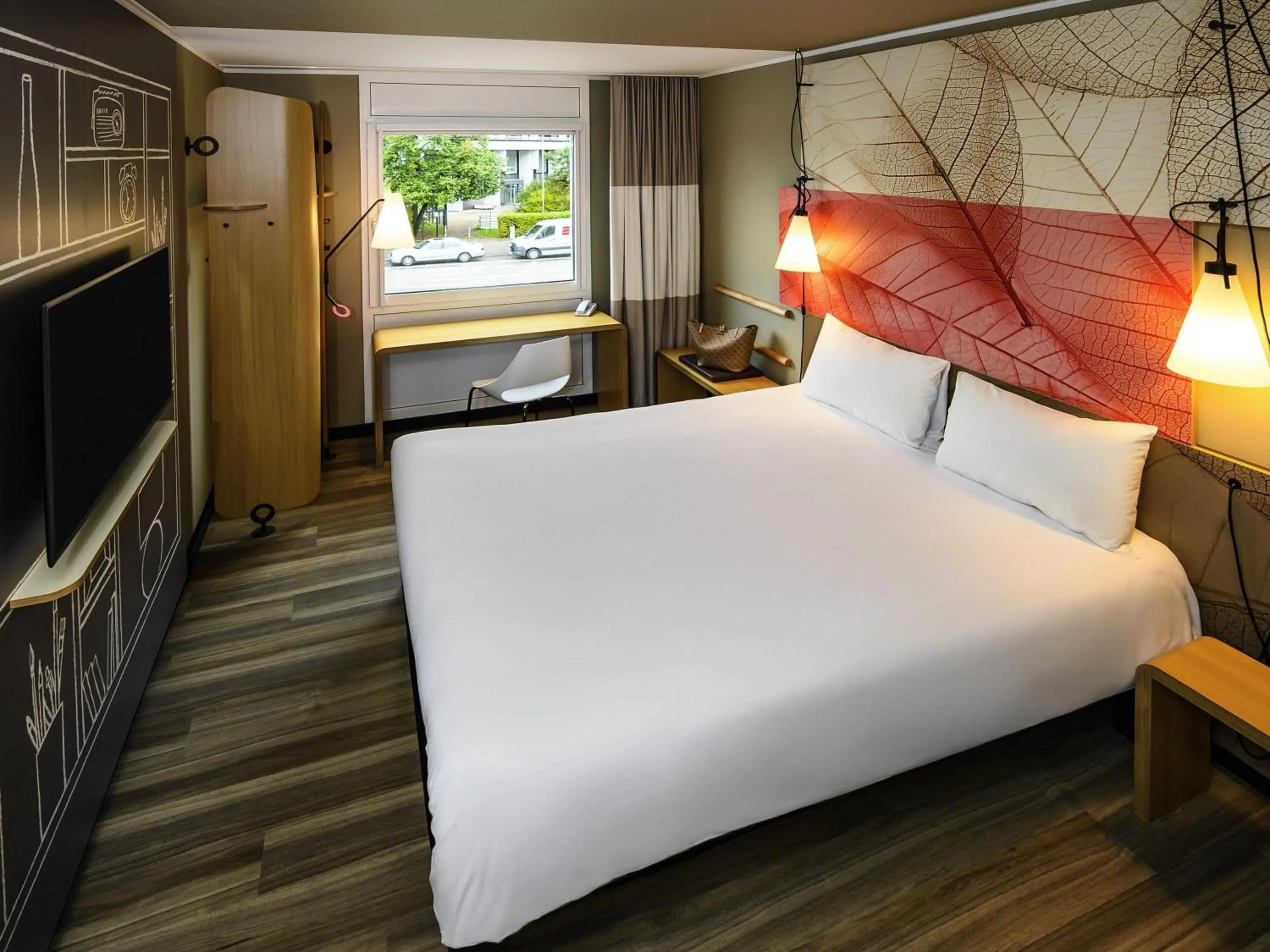 Bedroom, Bed in ibis Hotel Muenchen City West