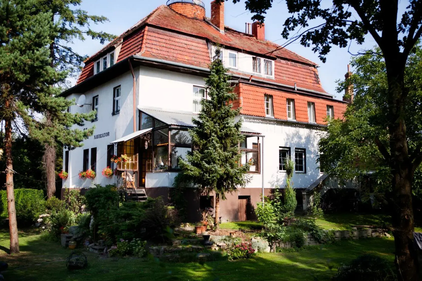 Villa Navigator Villa Navigator