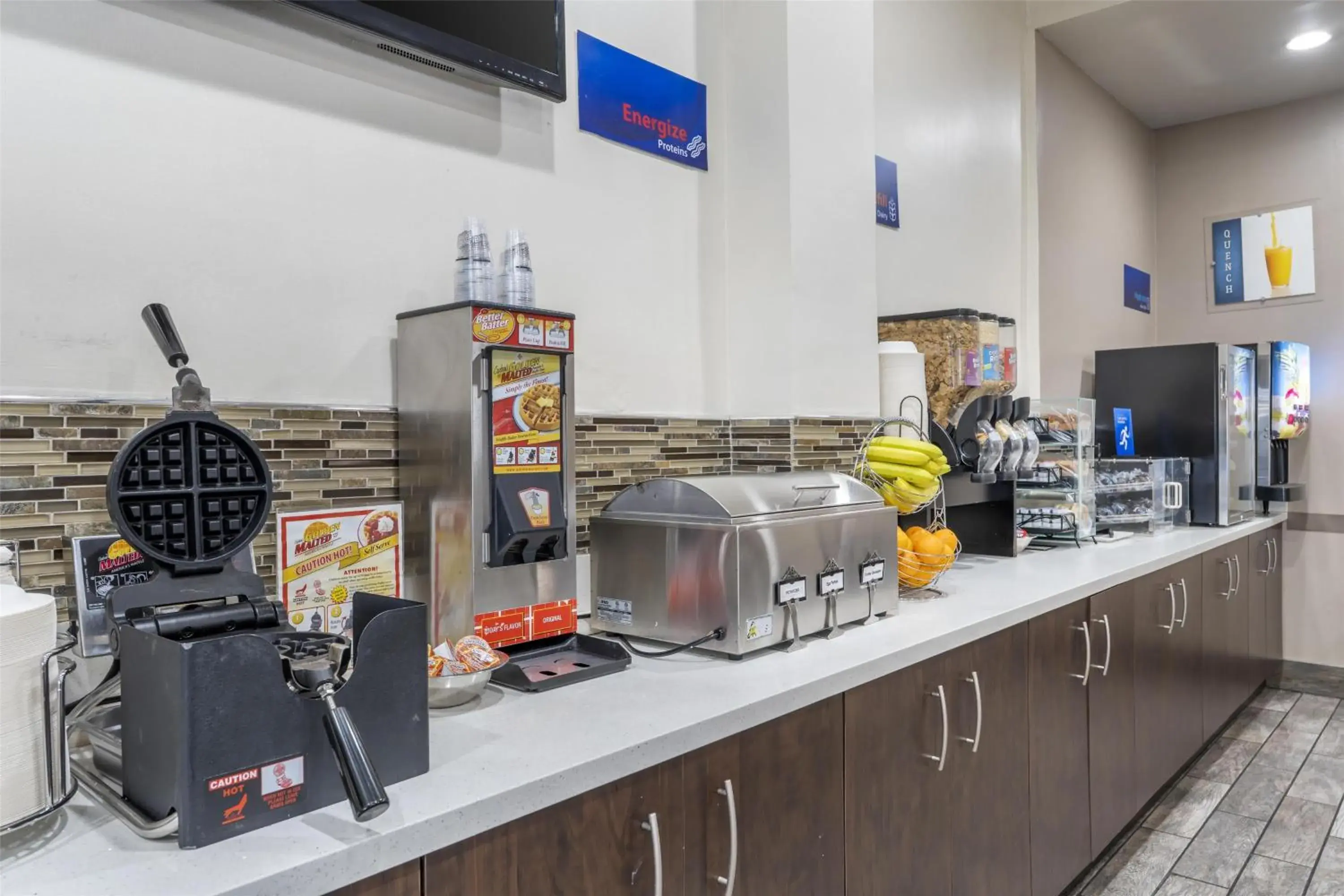 Breakfast in Best Western Airpark Hotel - LAX Airport LA Stadium Breakfast in Best Western Airpark Hotel - LAX Airport LA Stadium