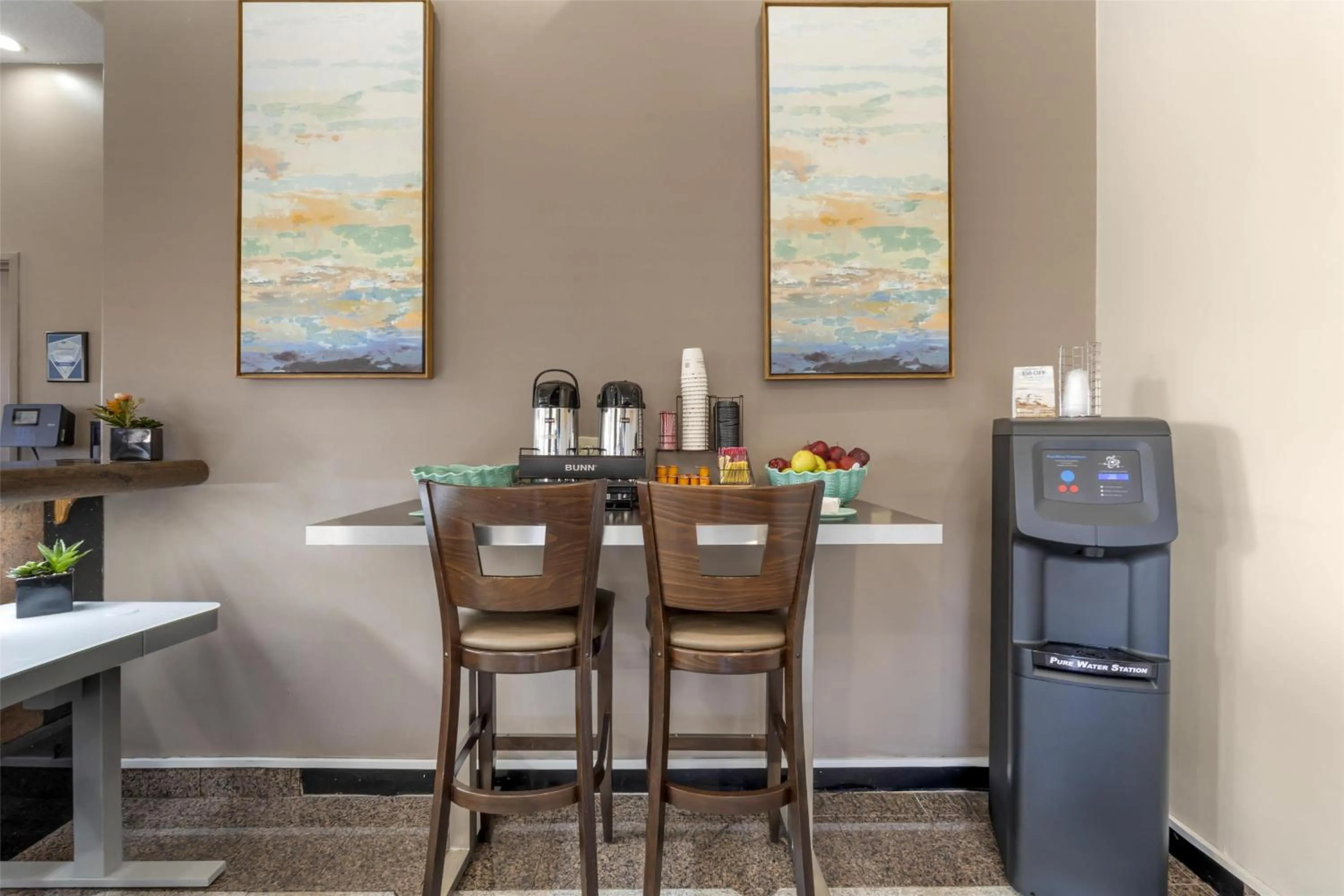 Lobby or reception in Best Western Redondo Beach Galleria Inn Hotel - Beach City LA