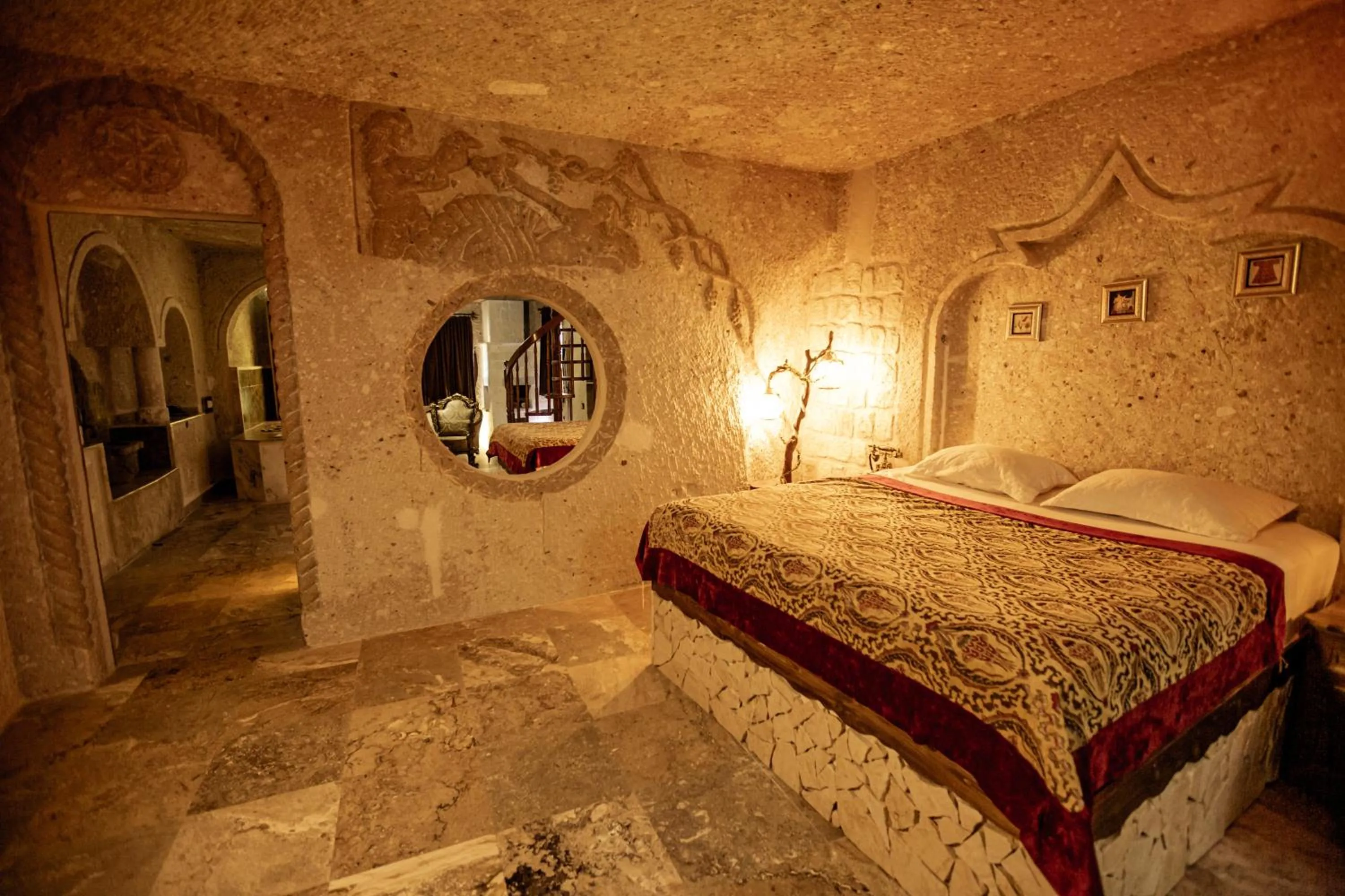 Massage in Oread Cave Suites