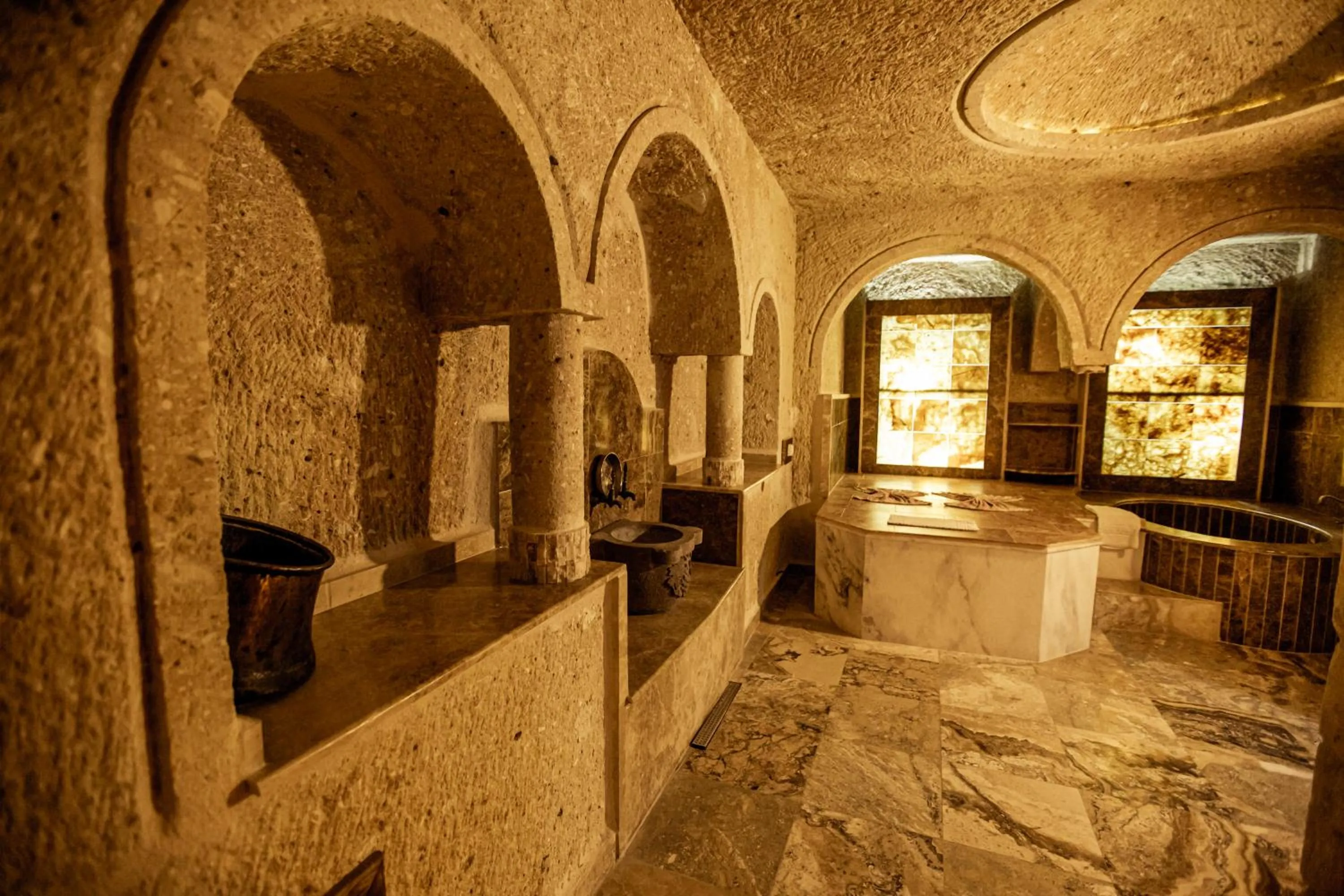 Public Bath in Oread Cave Suites