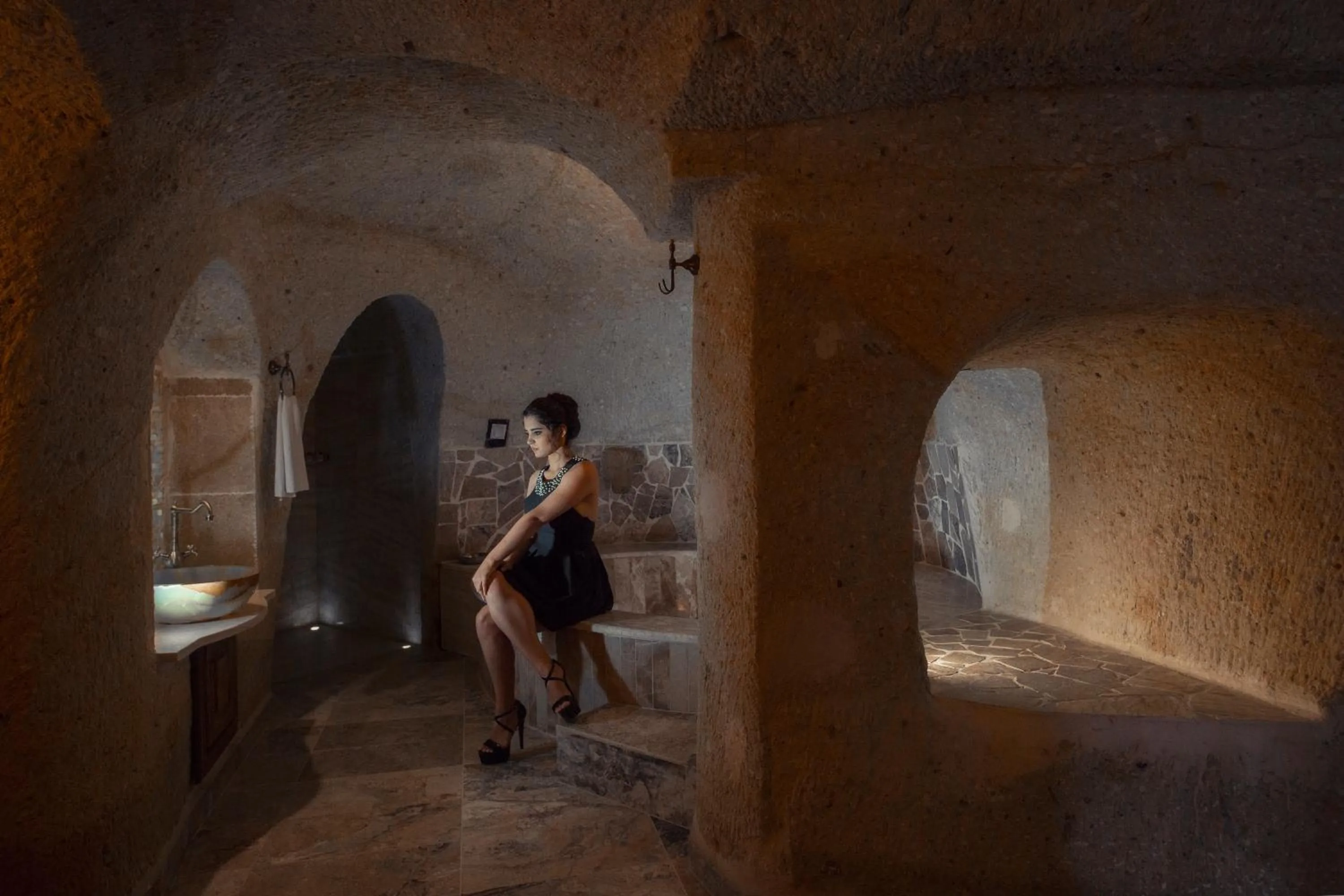Hot Tub in Oread Cave Suites
