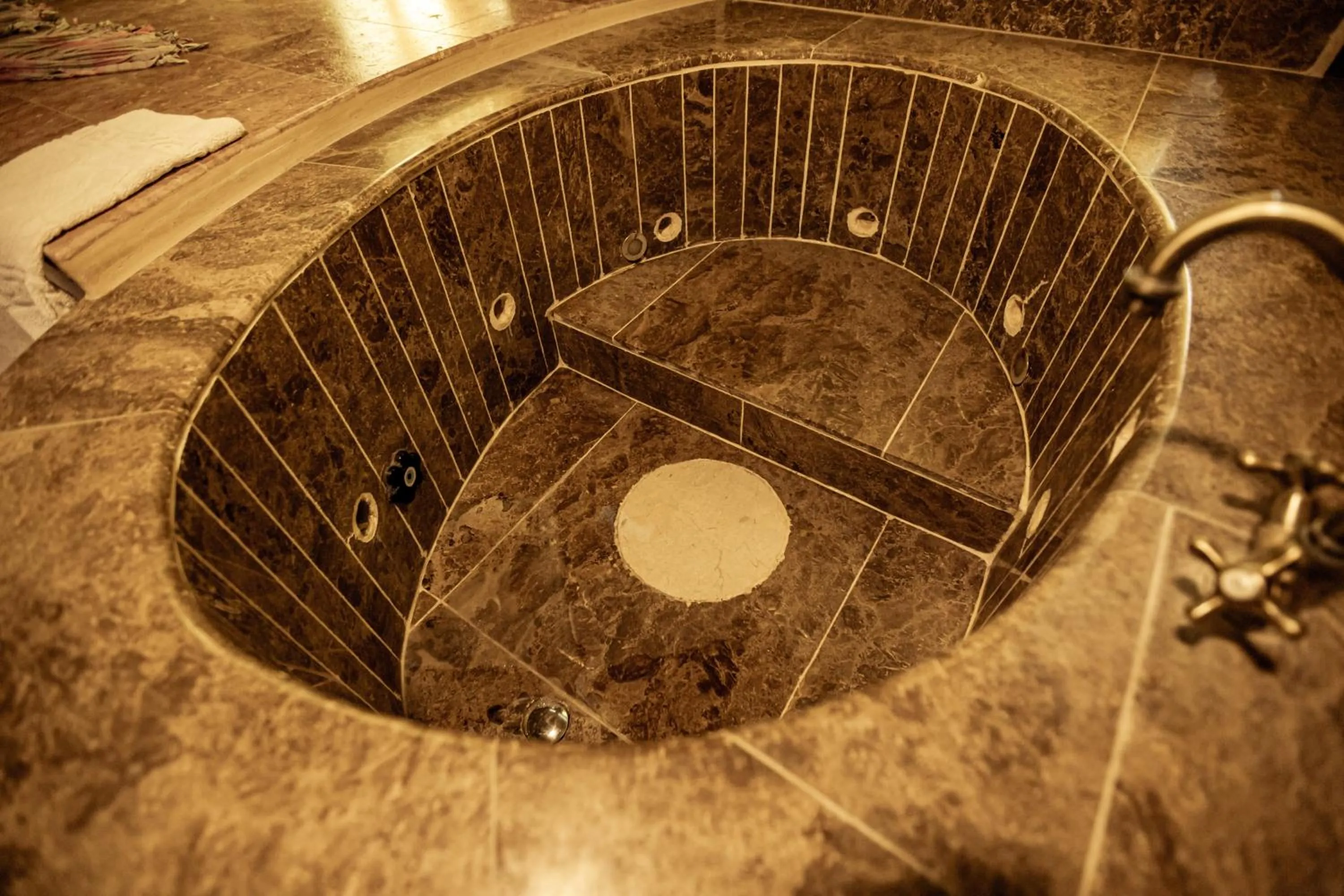 Public Bath in Oread Cave Suites