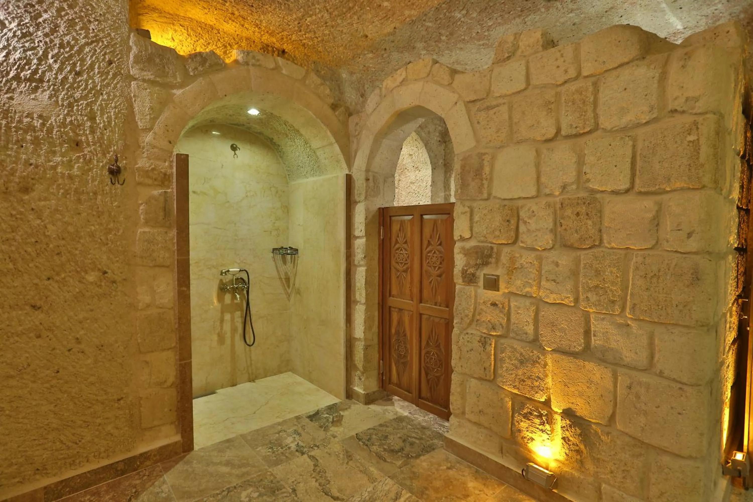 Bathroom in Oread Cave Suites