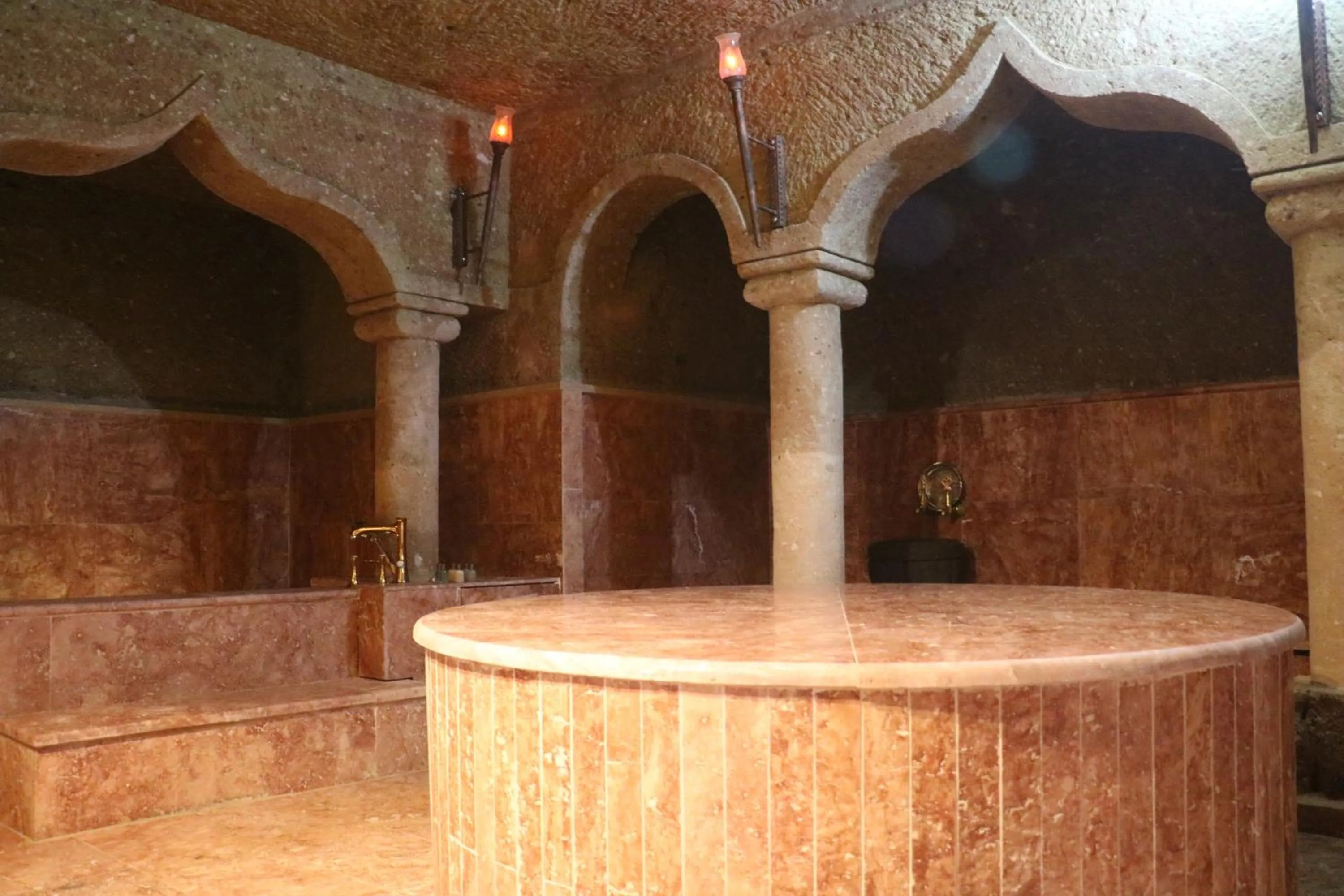 Hot Tub in Oread Cave Suites