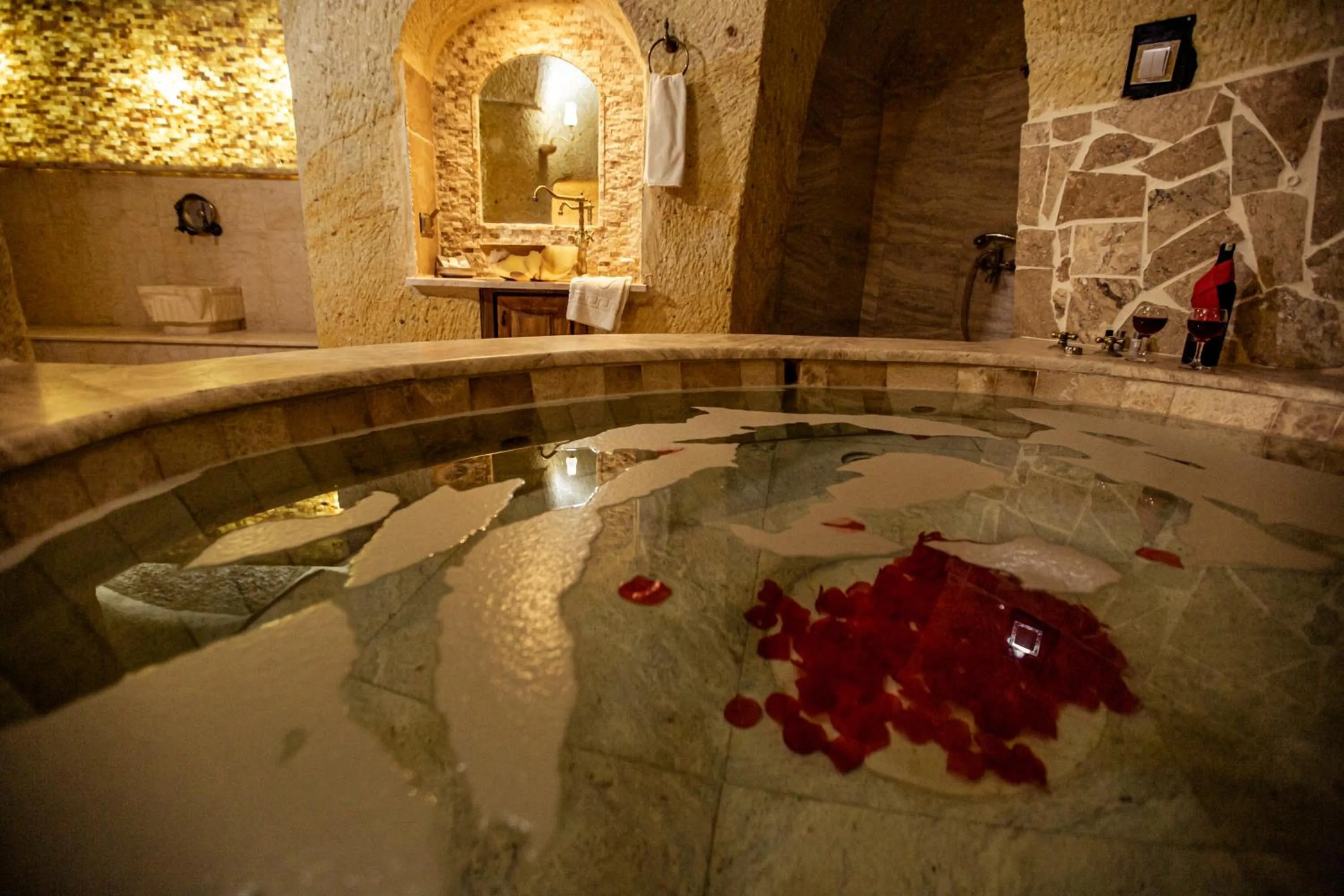 Public Bath in Oread Cave Suites