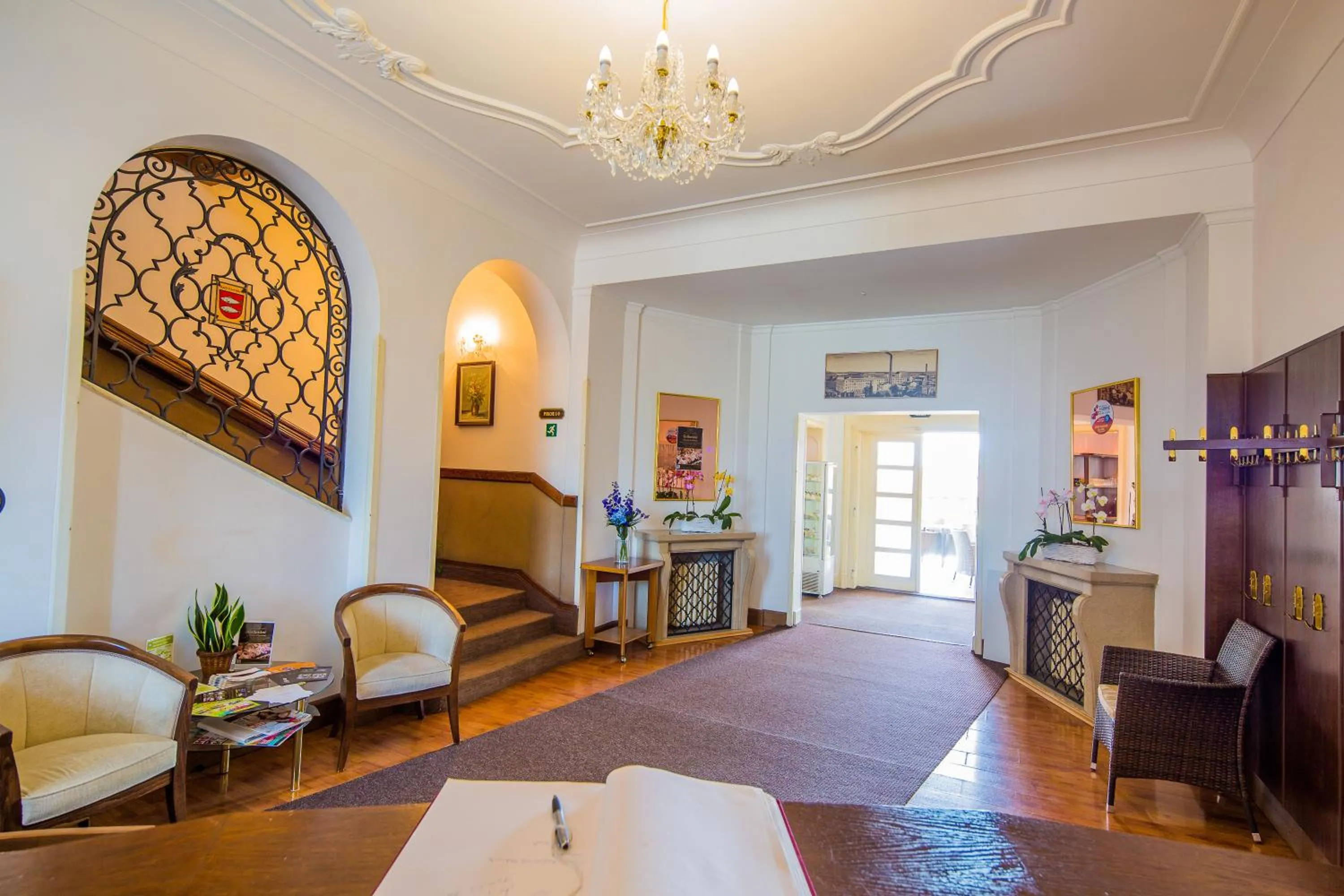 Lobby or reception, Bed in Hotel Veba