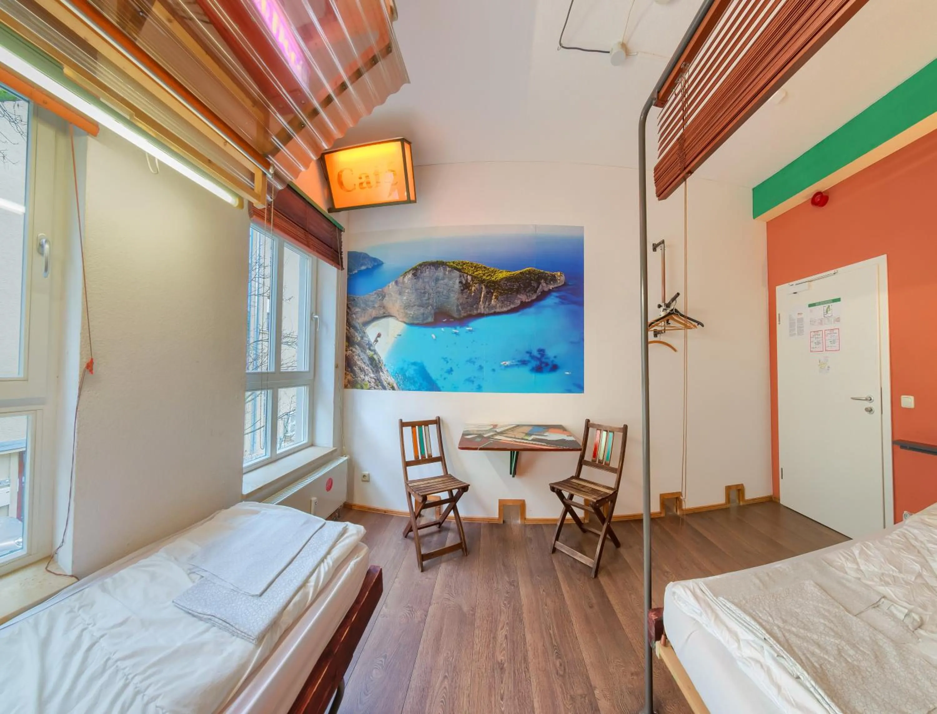 Photo of the whole room, Bed in Labyrinth Hostel Weimar