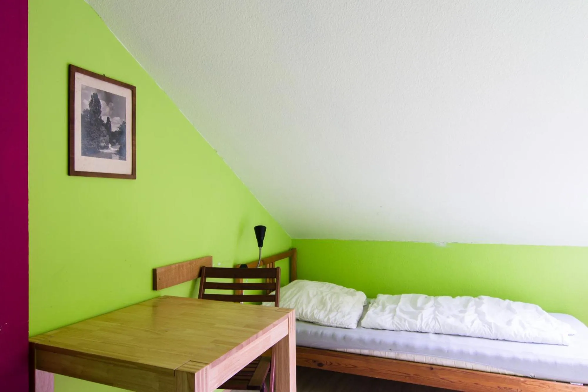 Day, Bed in Labyrinth Hostel Weimar