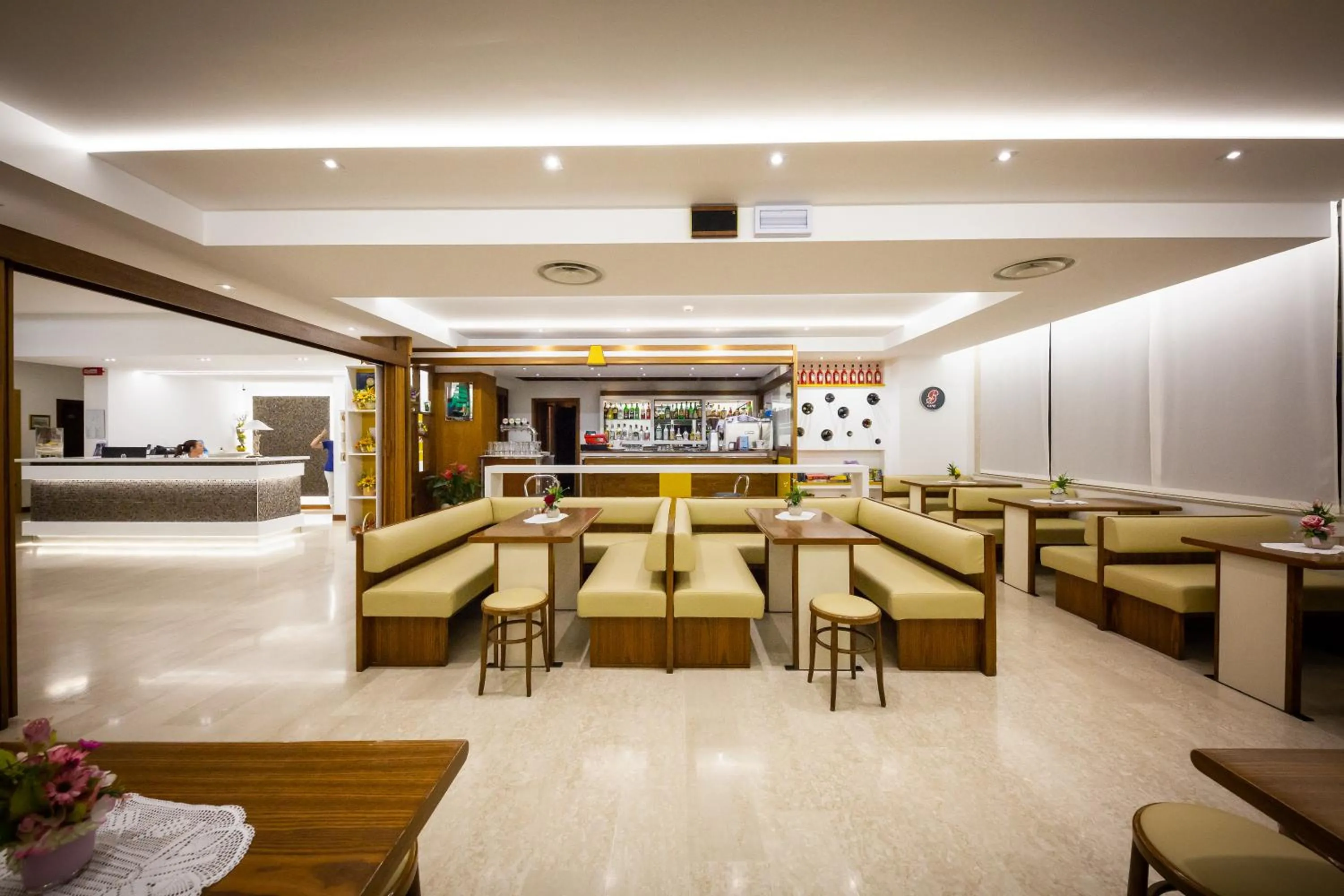 Lounge or bar in Hotel Coralba
