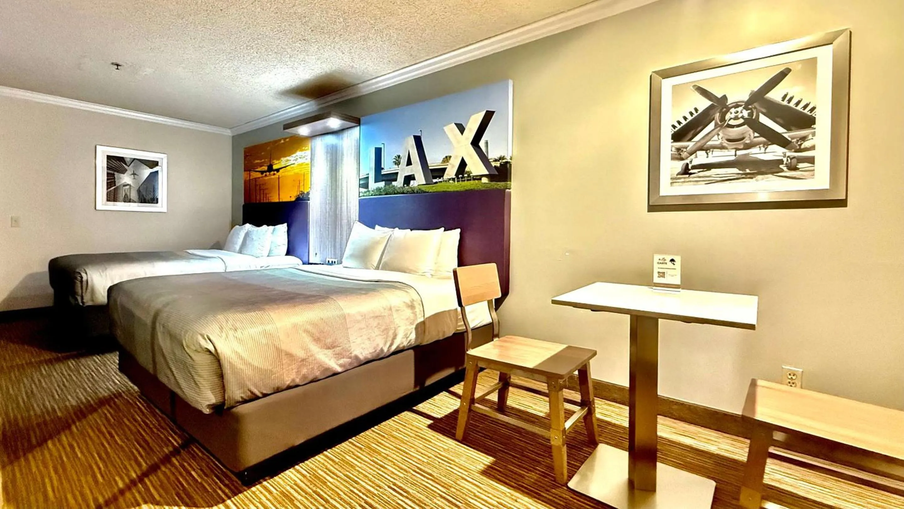 Bedroom, Bed in Quality Inn & Suites Los Angeles Airport - LAX