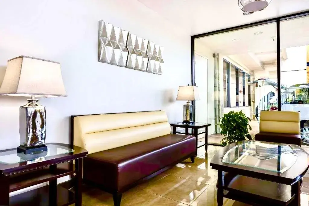 Lobby or reception in Quality Inn & Suites Los Angeles Airport - LAX Lobby or reception in Quality Inn & Suites Los Angeles Airport - LAX