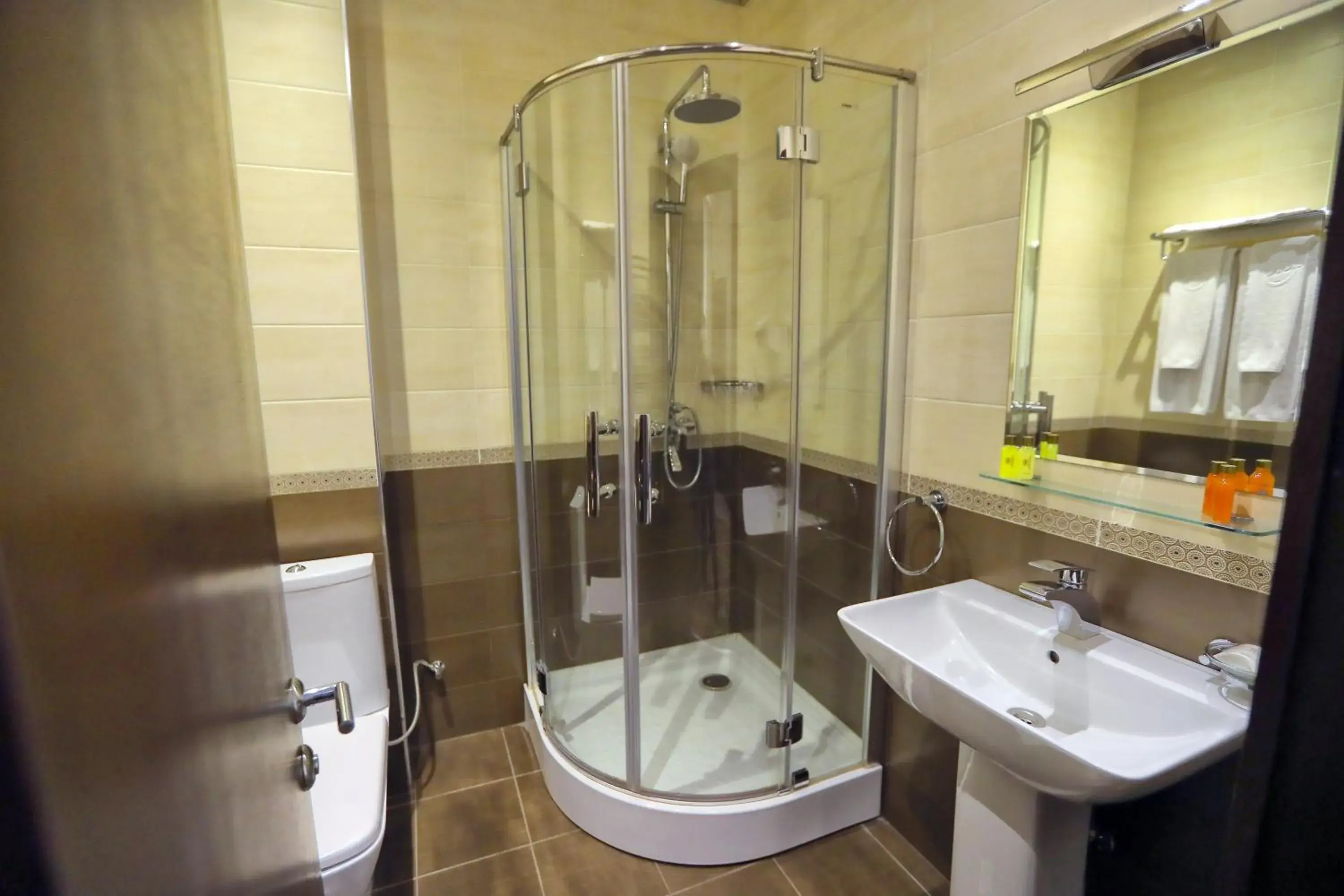 Comfort Double Room in Aghveran Ararat Resort Hotel Comfort Double Room in Aghveran Ararat Resort Hotel