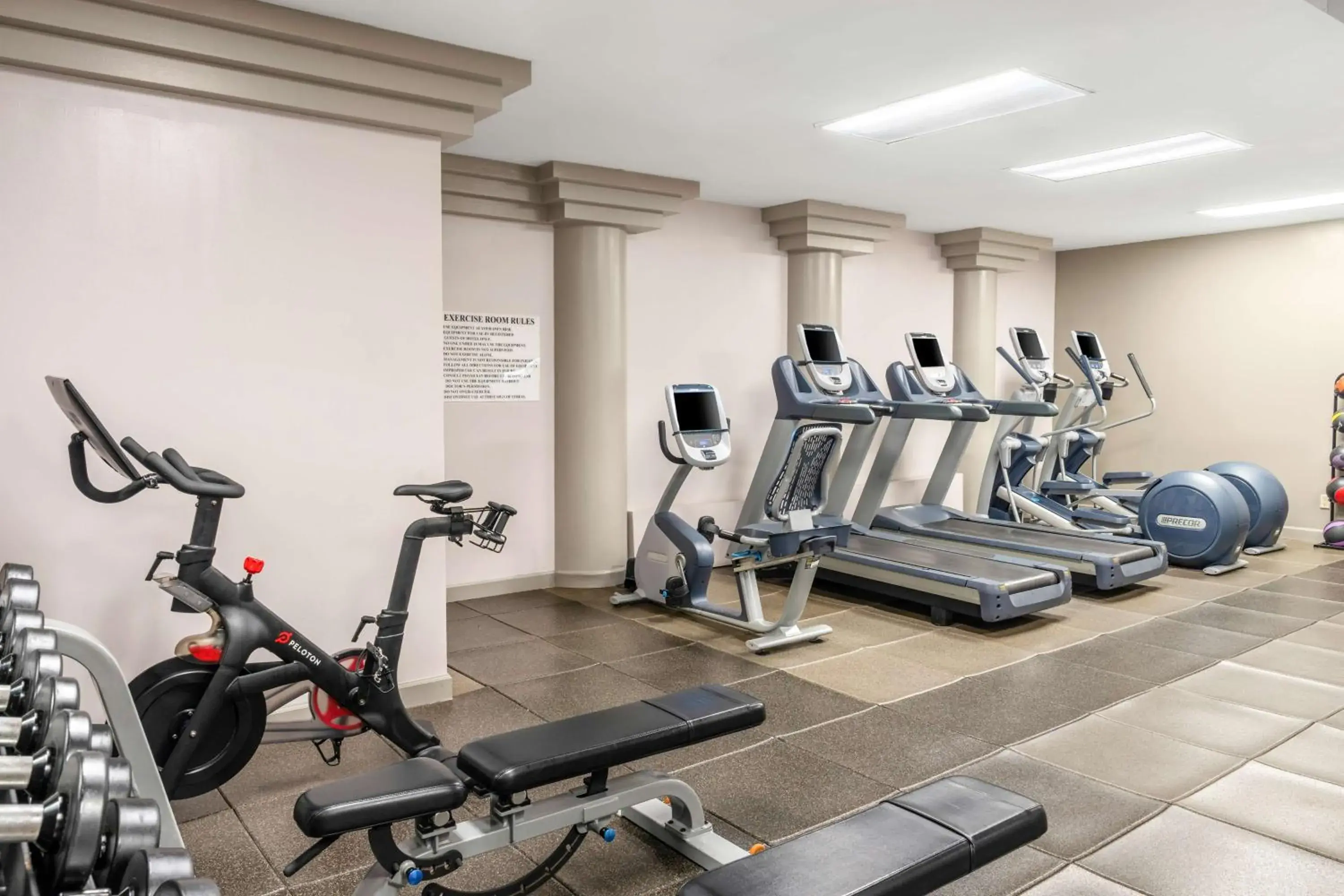 Fitness centre/facilities in Embassy Suites by Hilton Irvine Orange County Airport Fitness centre/facilities in Embassy Suites by Hilton Irvine Orange County Airport