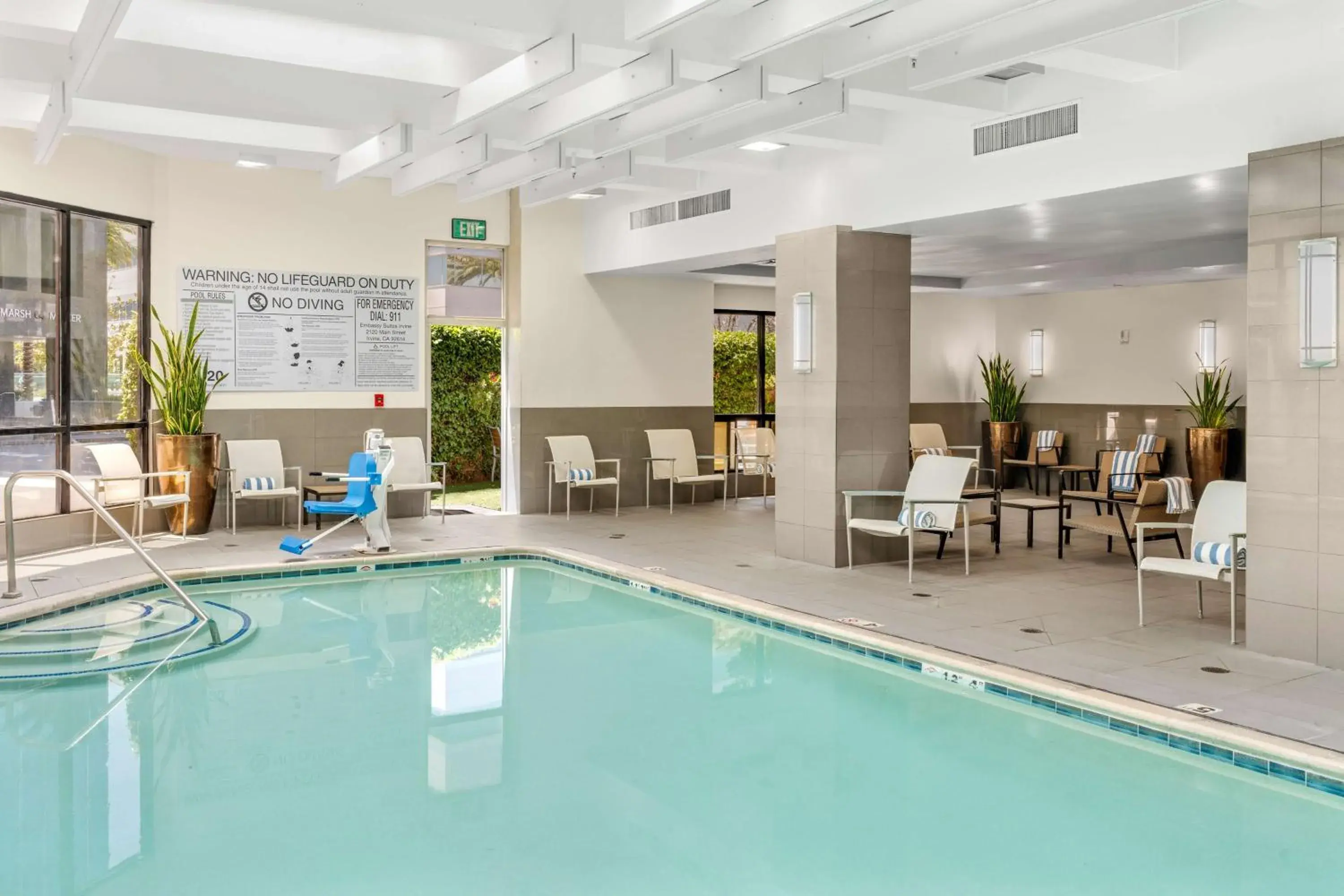 Pool view in Embassy Suites by Hilton Irvine Orange County Airport Pool view in Embassy Suites by Hilton Irvine Orange County Airport