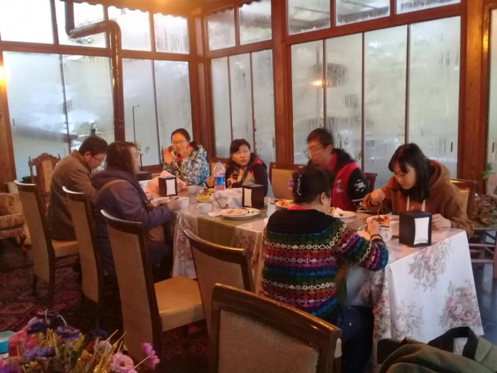 Restaurant/places to eat in Demisos Caves Hotel