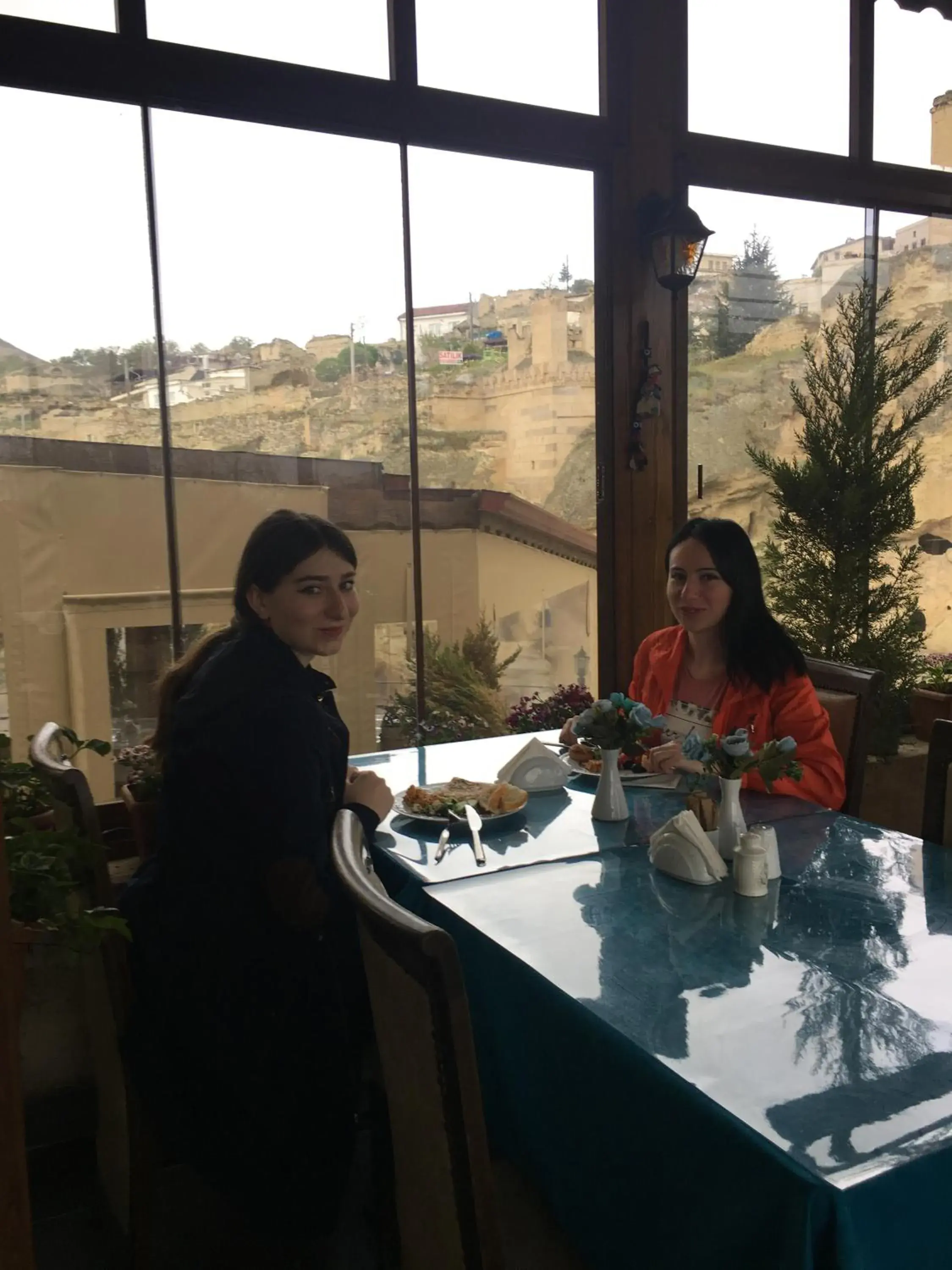 Restaurant/places to eat in Demisos Caves Hotel Restaurant/places to eat in Demisos Caves Hotel