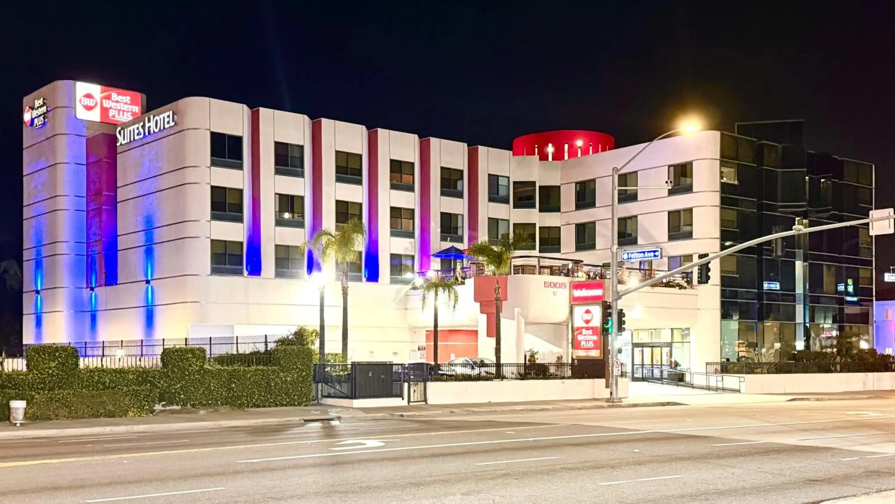 Property building in Best Western Plus Suites Hotel - Los Angeles LAX Airport Property building in Best Western Plus Suites Hotel - Los Angeles LAX Airport