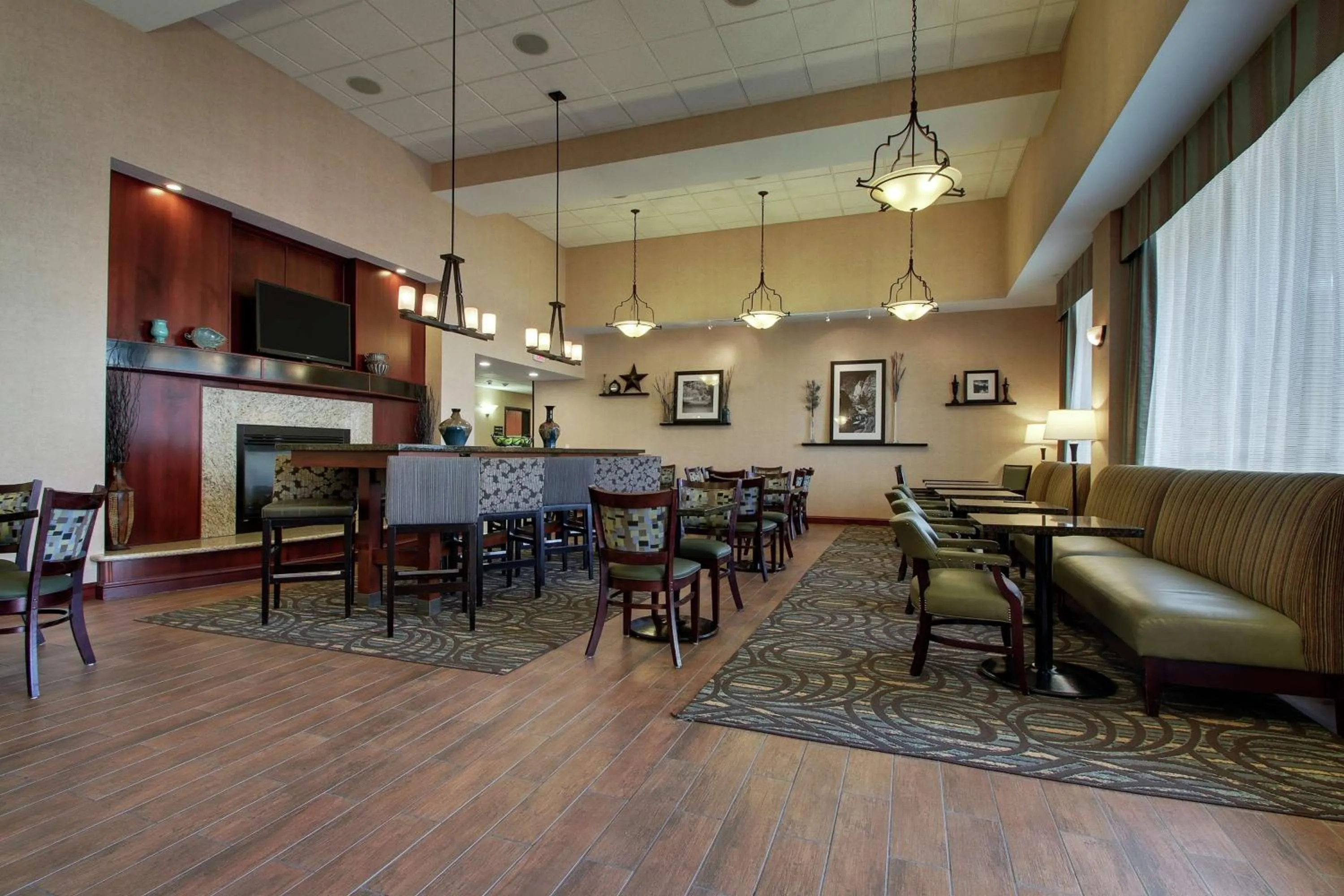 Restaurant/places to eat in Hampton Inn & Suites Denver Littleton