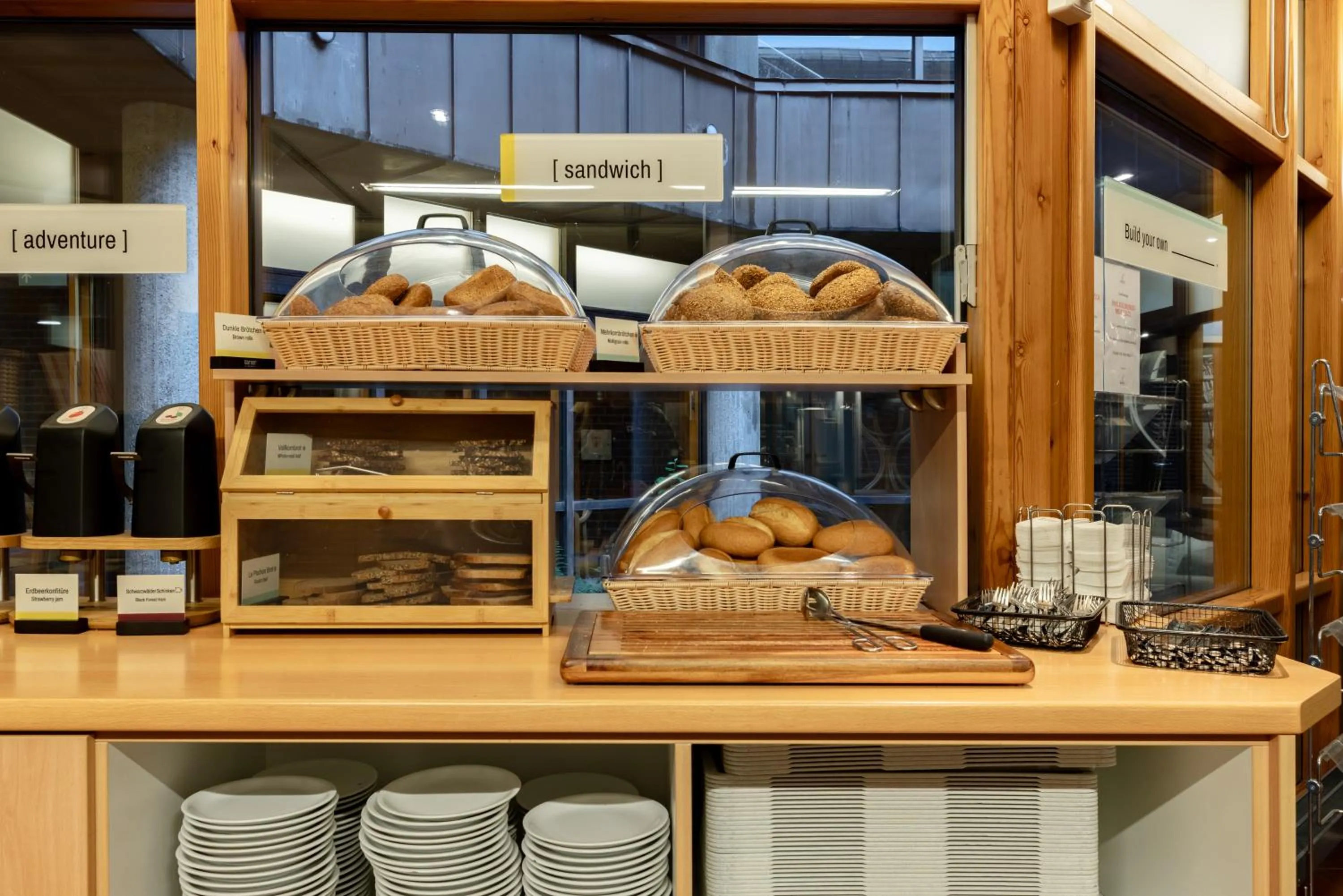 Buffet breakfast in Garner Hotel Kiel - Akademie