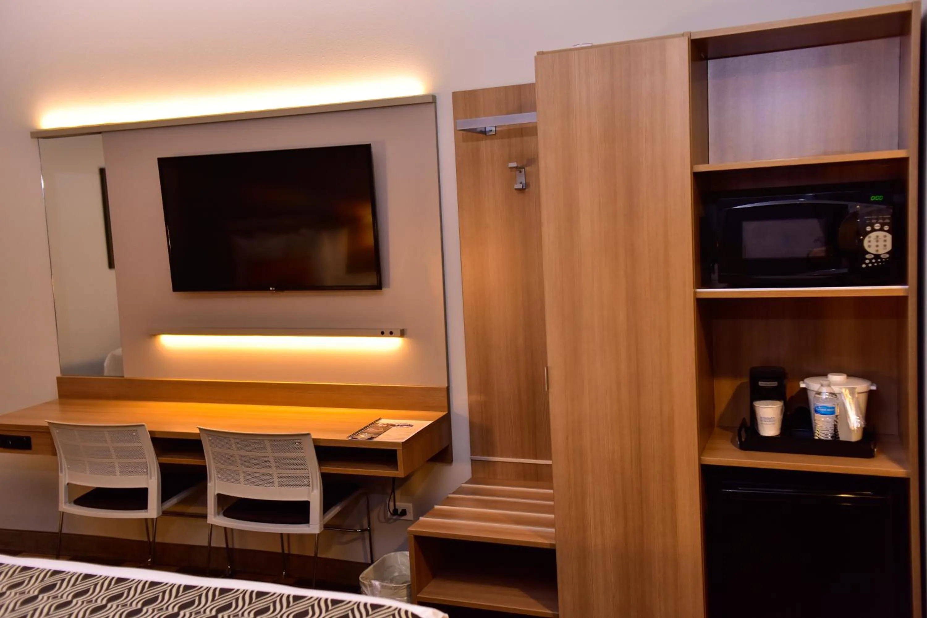 Microtel Inn & Suites by Wyndham Cuauhtemoc Campos Menonitas