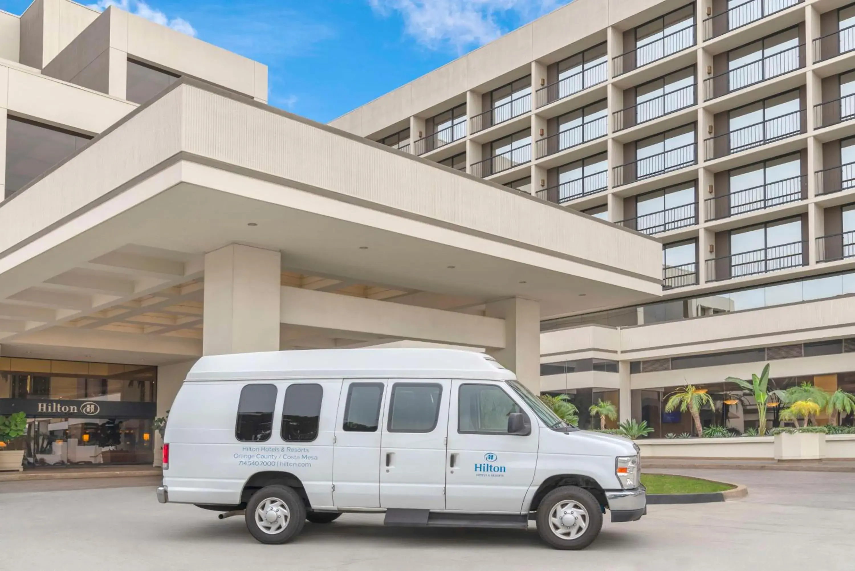 Property building in Hilton Orange County/Costa Mesa Property building in Hilton Orange County/Costa Mesa