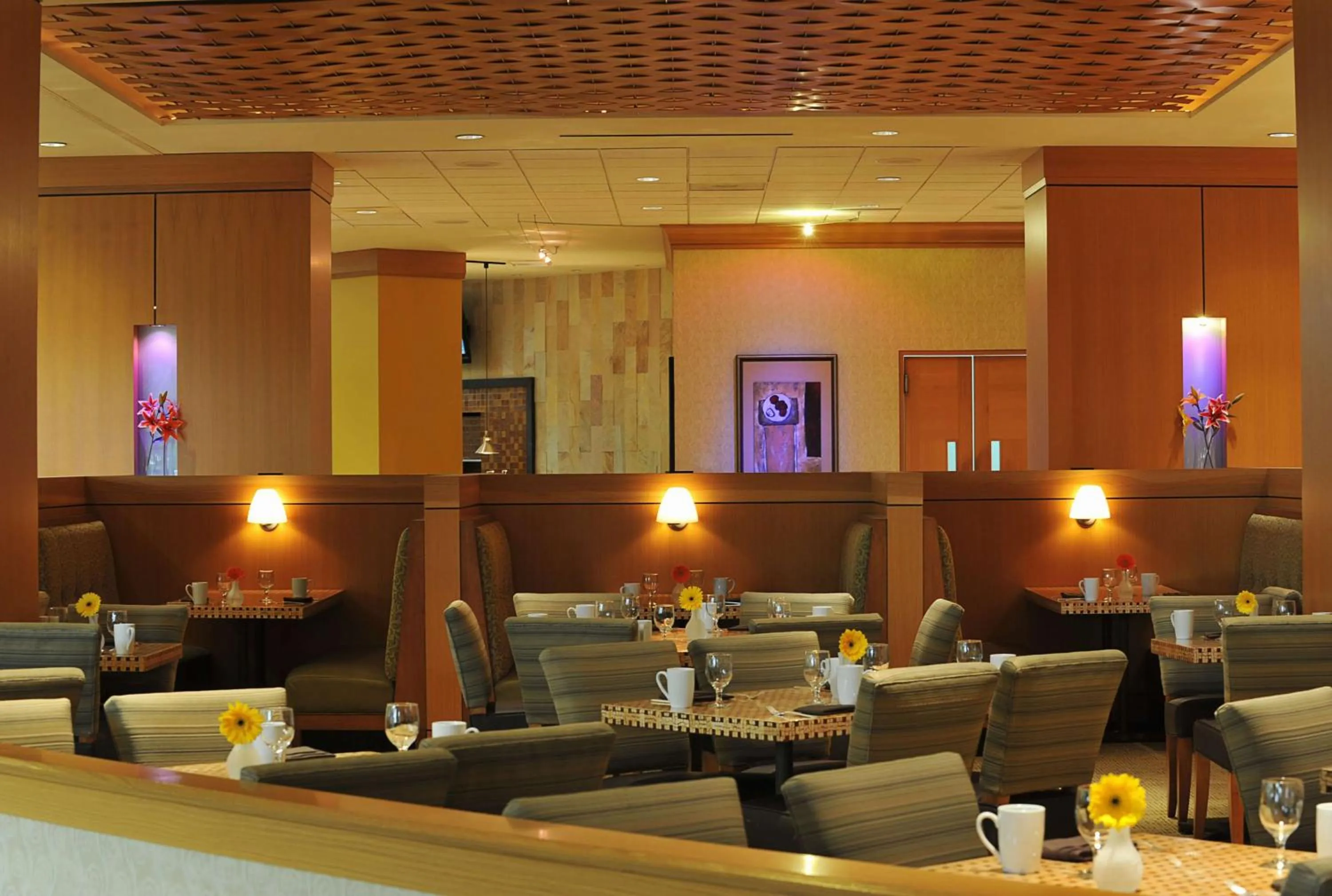 Restaurant/places to eat in Hilton Orange County/Costa Mesa