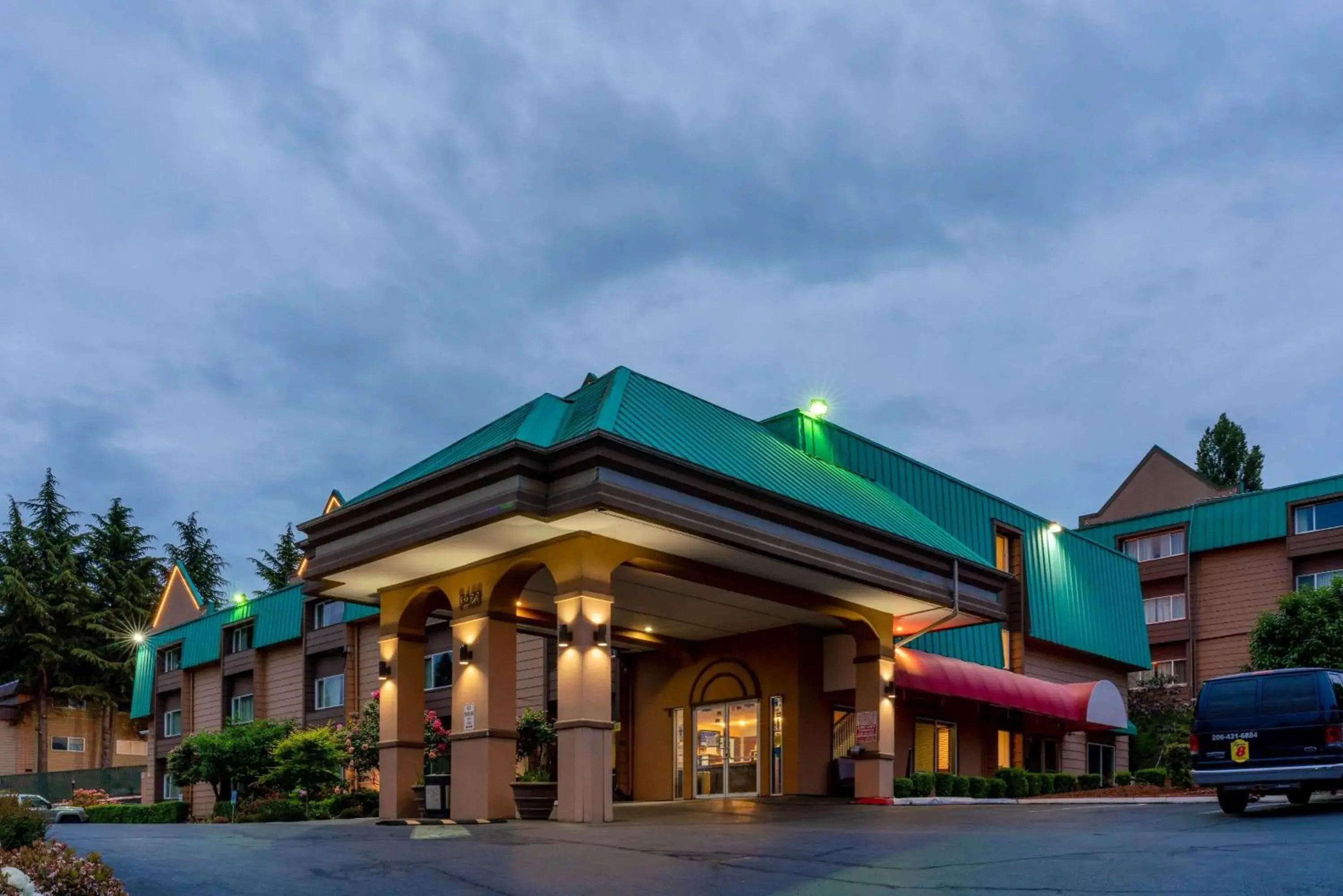 Sutton Suites Hotel Sutton Suites Hotel