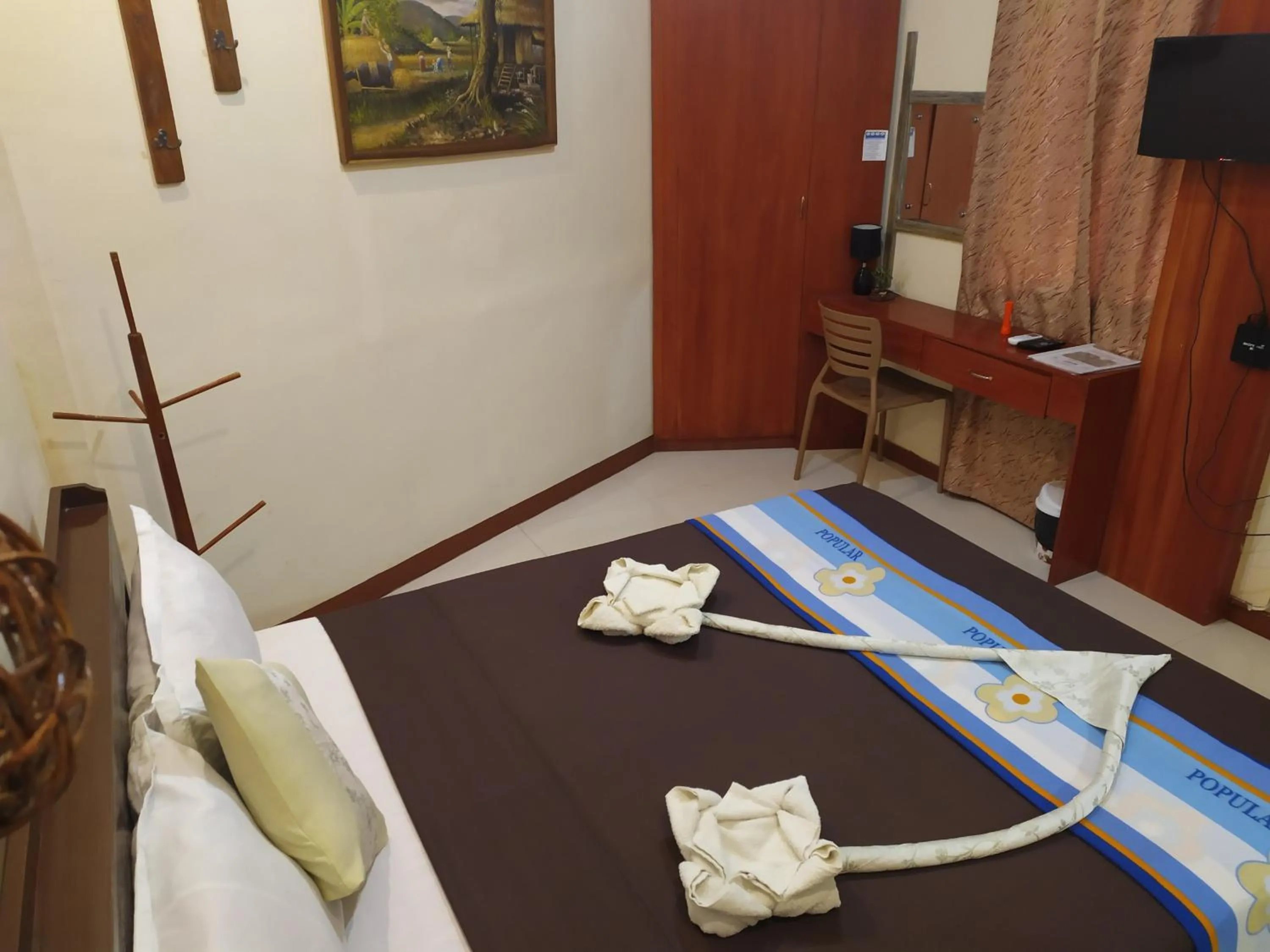 Photo of the whole room, Bed in St. John Island View Pensionne