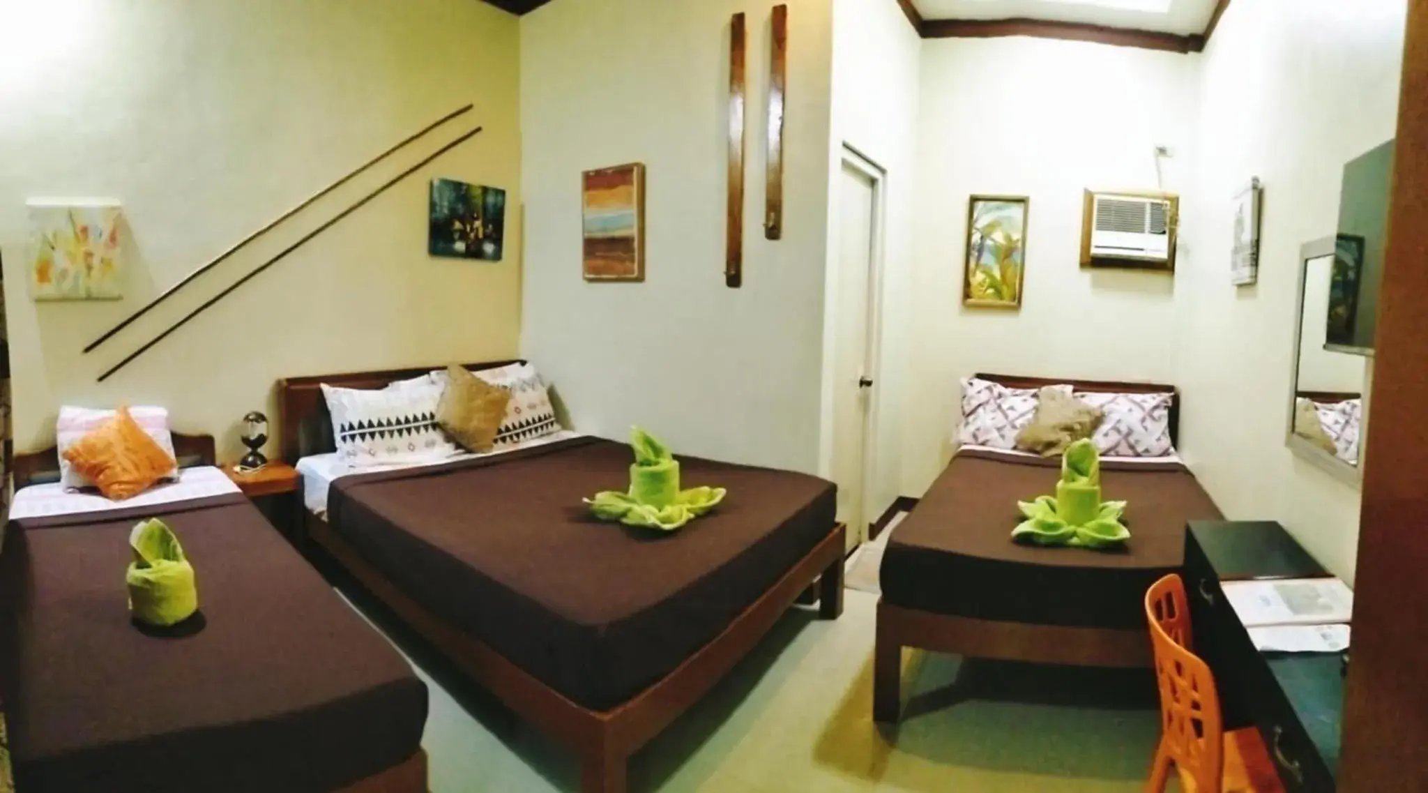 Property building, Bed in St. John Island View Pensionne Property building, Bed in St. John Island View Pensionne