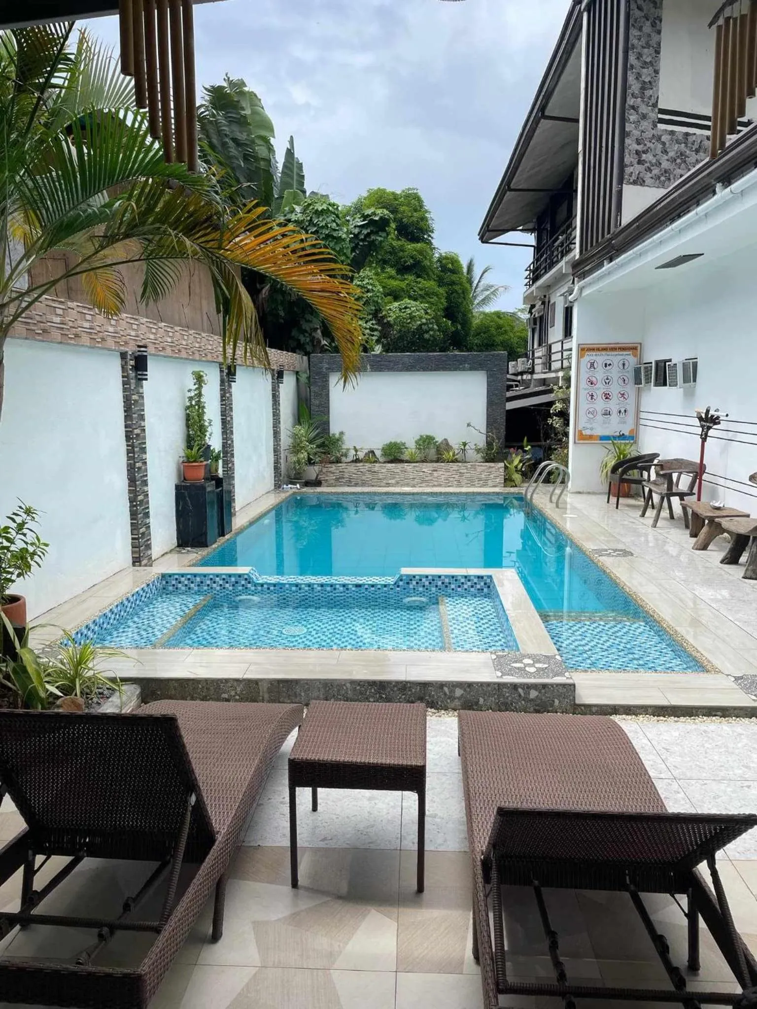 Swimming pool in St. John Island View Pensionne