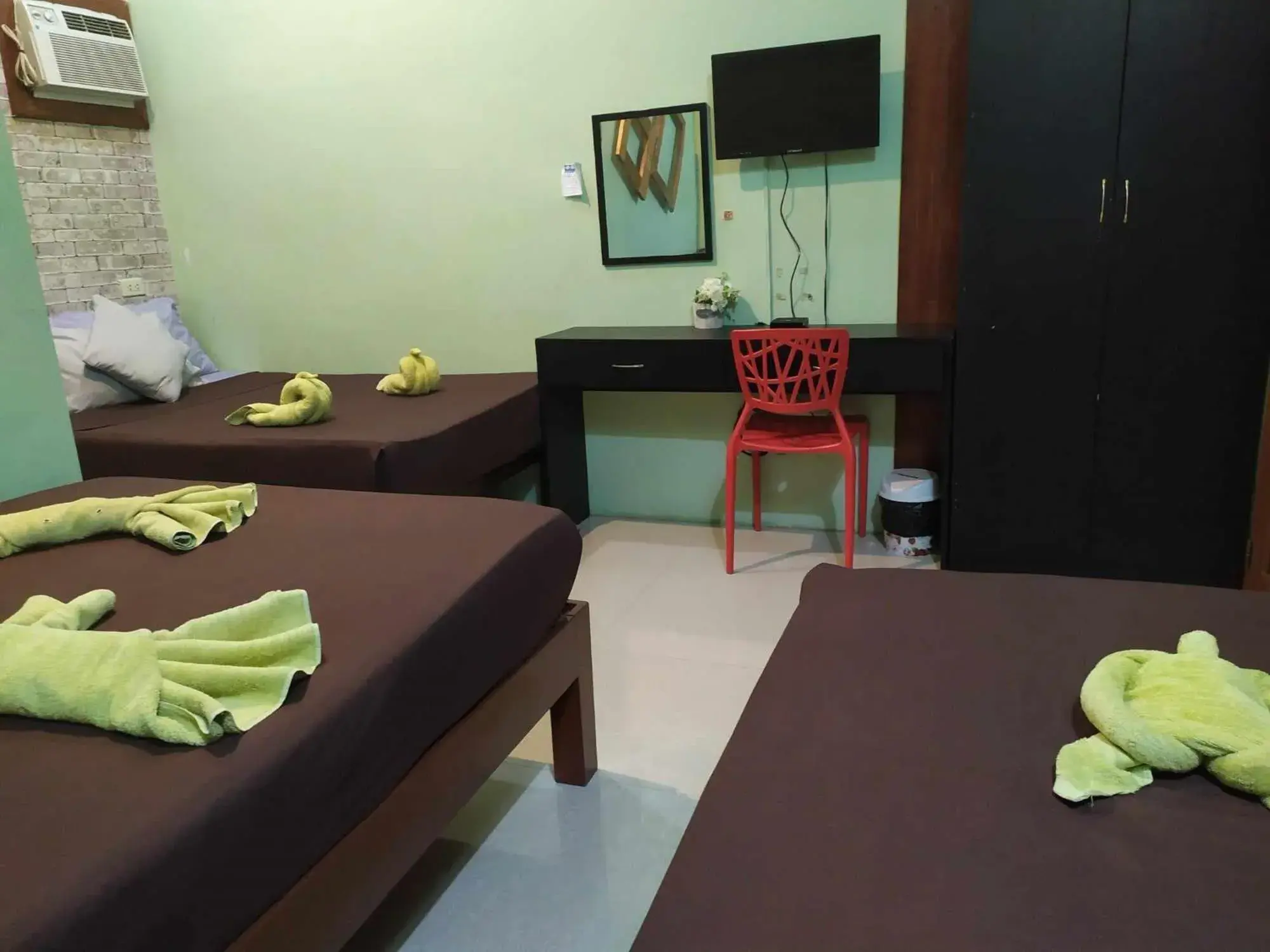 Bed in St. John Island View Pensionne Bed in St. John Island View Pensionne