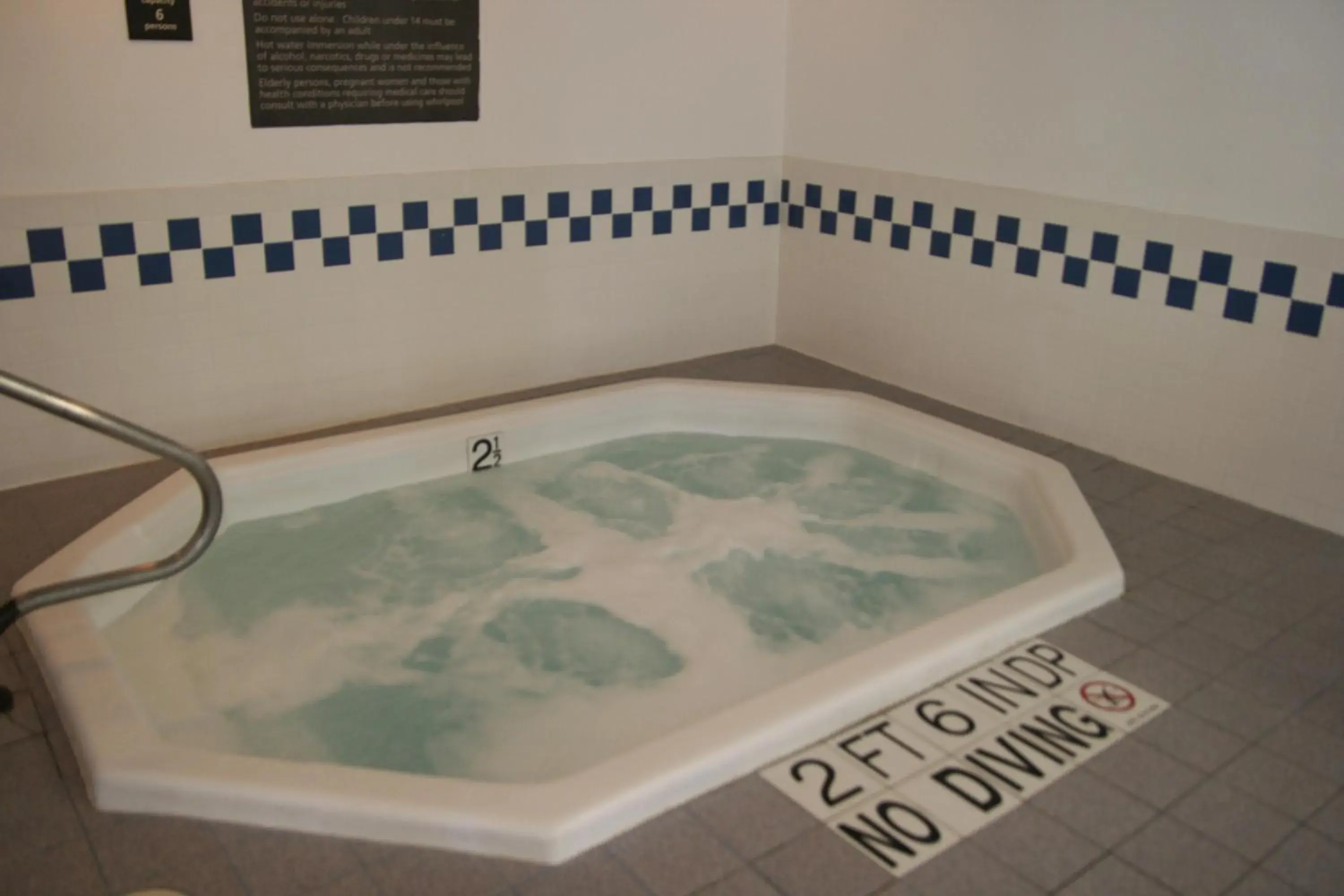 Swimming pool in Baymont by Wyndham Thornton Swimming pool in Baymont by Wyndham Thornton