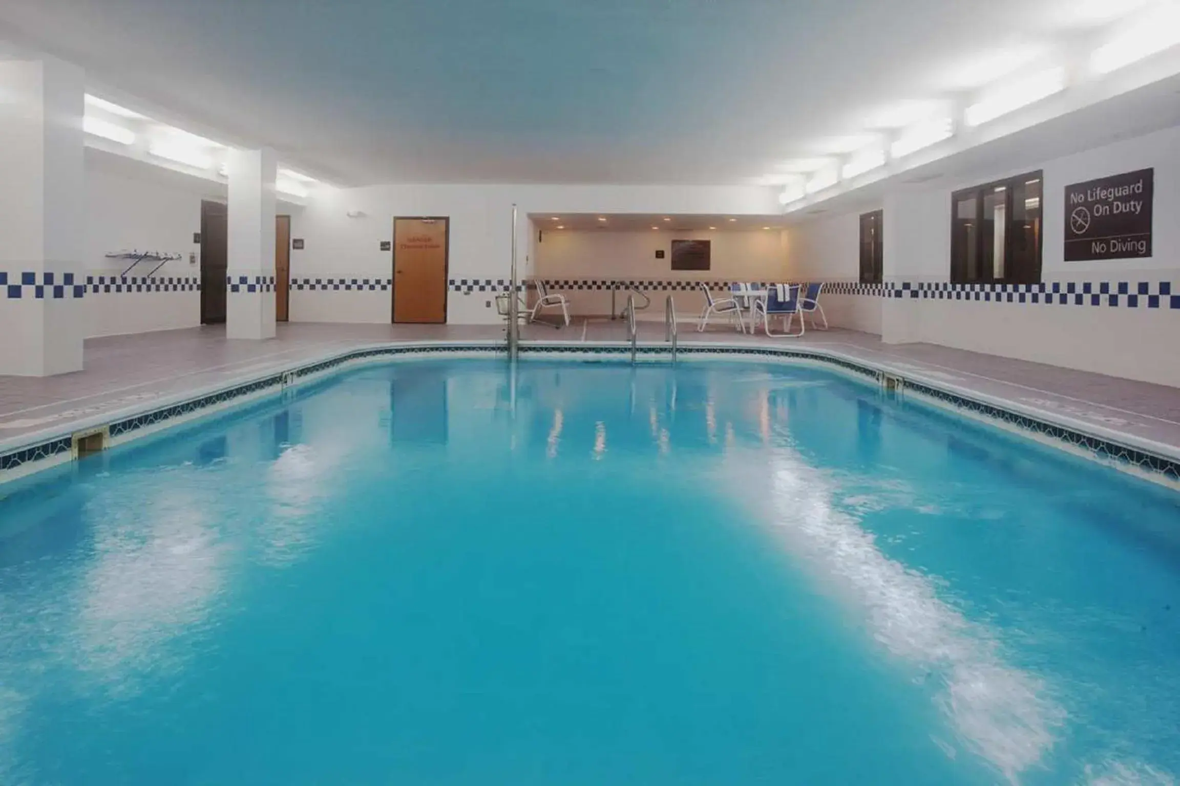 Swimming pool in Baymont by Wyndham Thornton Swimming pool in Baymont by Wyndham Thornton