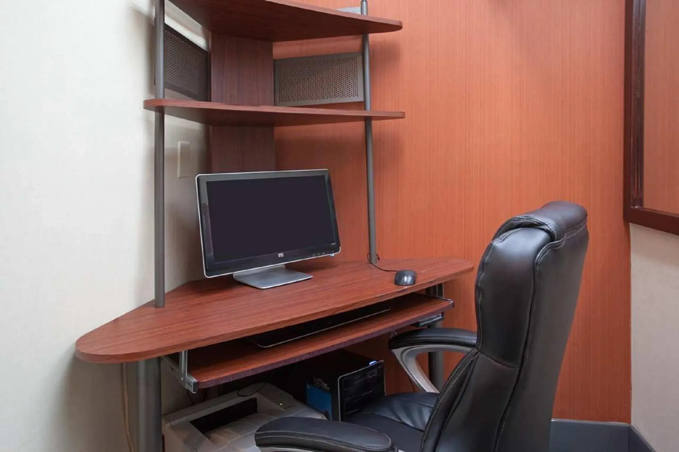 Business facilities in Baymont by Wyndham Thornton Business facilities in Baymont by Wyndham Thornton