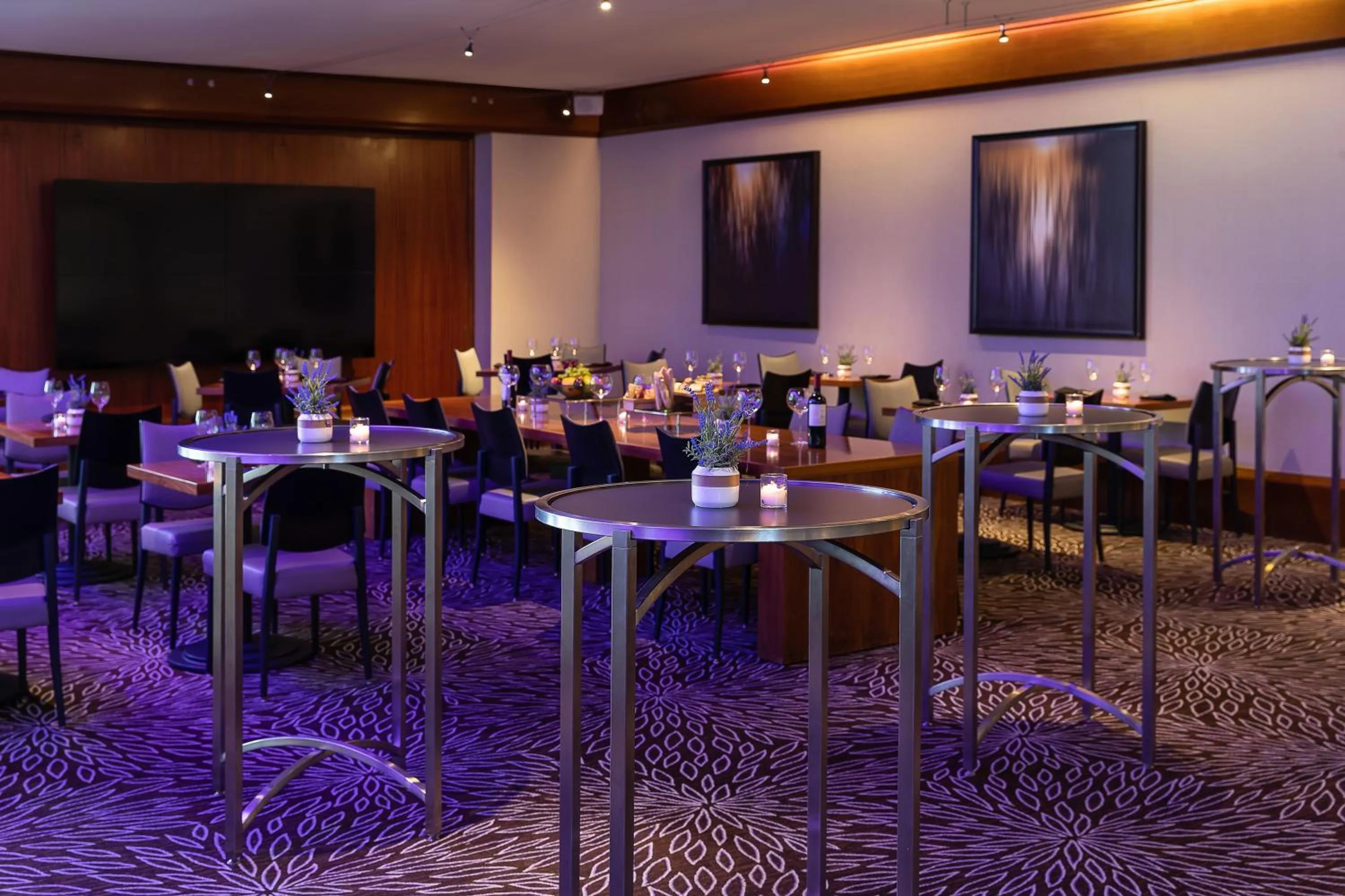 Restaurant/places to eat in Hyatt Regency Boston